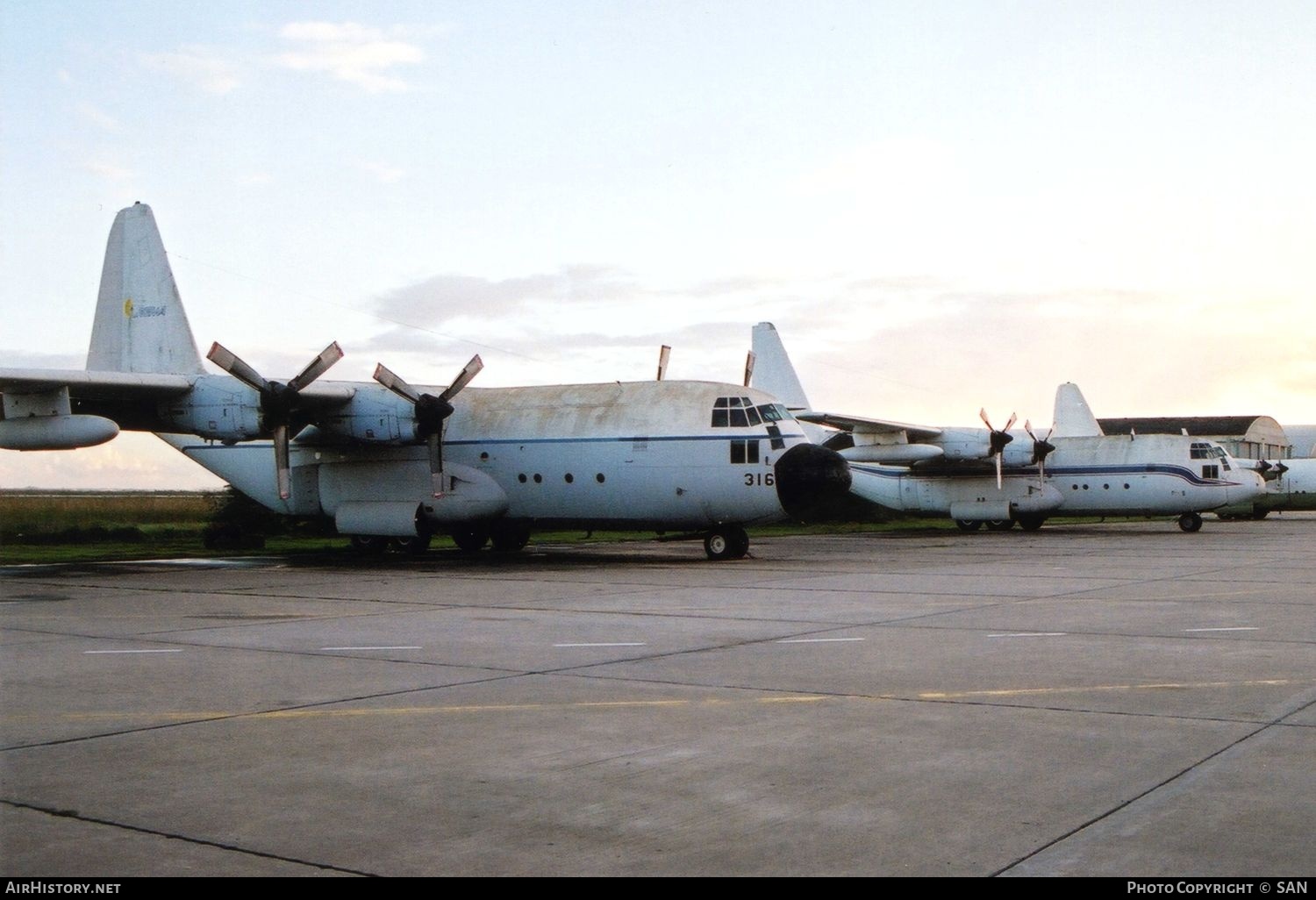 Aircraft Photo of N216CR | Lockheed C-130A Hercules (L-182) | AirHistory.net #745889