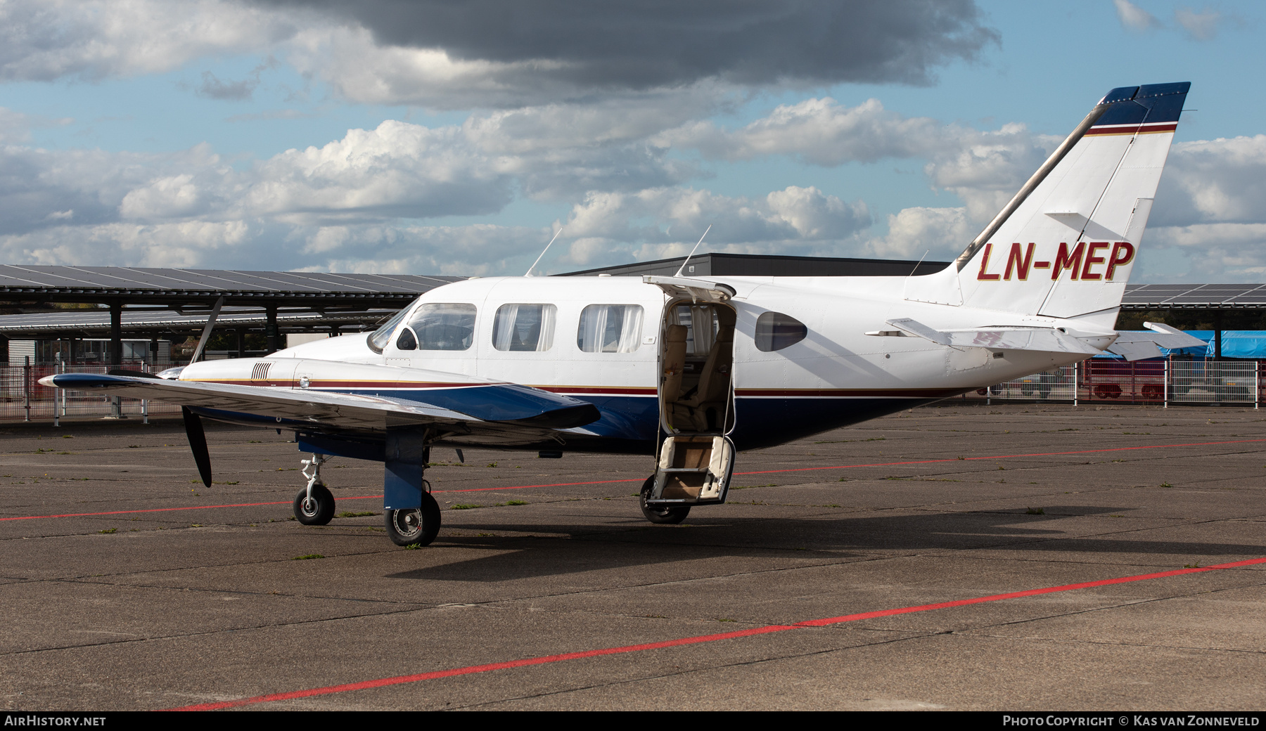 Aircraft Photo of LN-MEP | Piper PA-31-325 Navajo C/R | AirHistory.net #745924