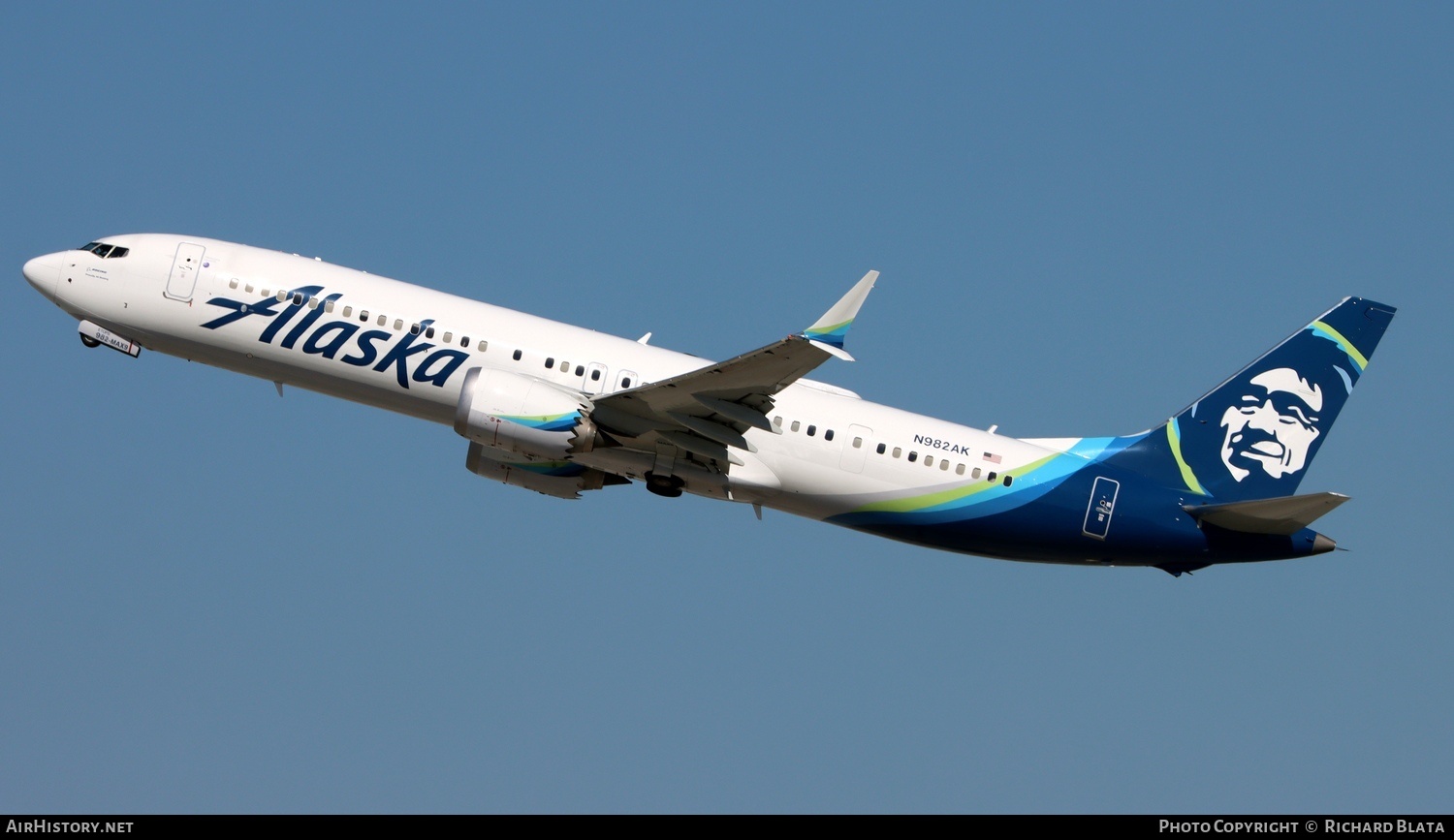 Aircraft Photo of N982AK | Boeing 737-9 Max 9 | Alaska Airlines | AirHistory.net #745977