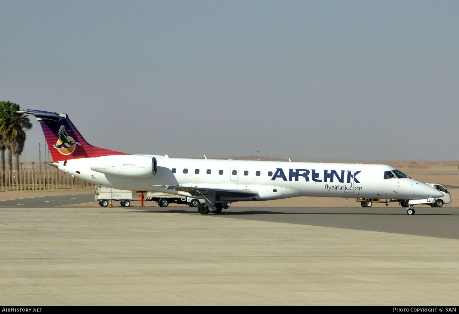 Aircraft Photo of ZS-ALO | Embraer ERJ-140LR (EMB-135KL) | Airlink | AirHistory.net #745981