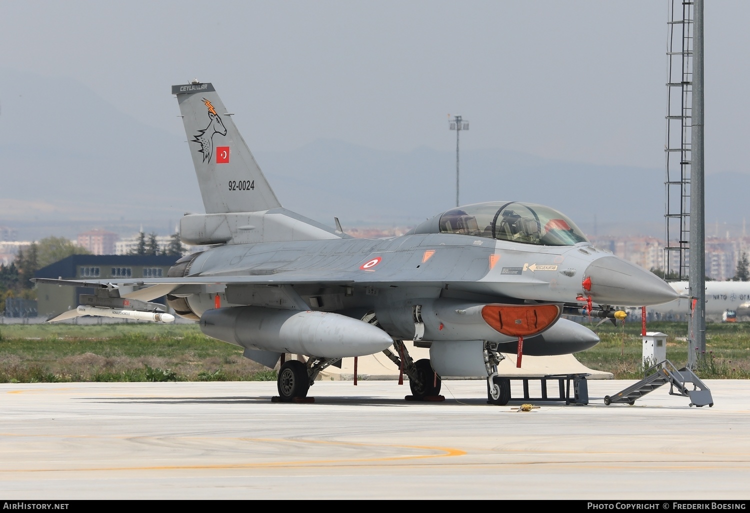 Aircraft Photo of 92-0024 | Lockheed F-16DG Fighting Falcon | Turkey - Air Force | AirHistory.net #745983