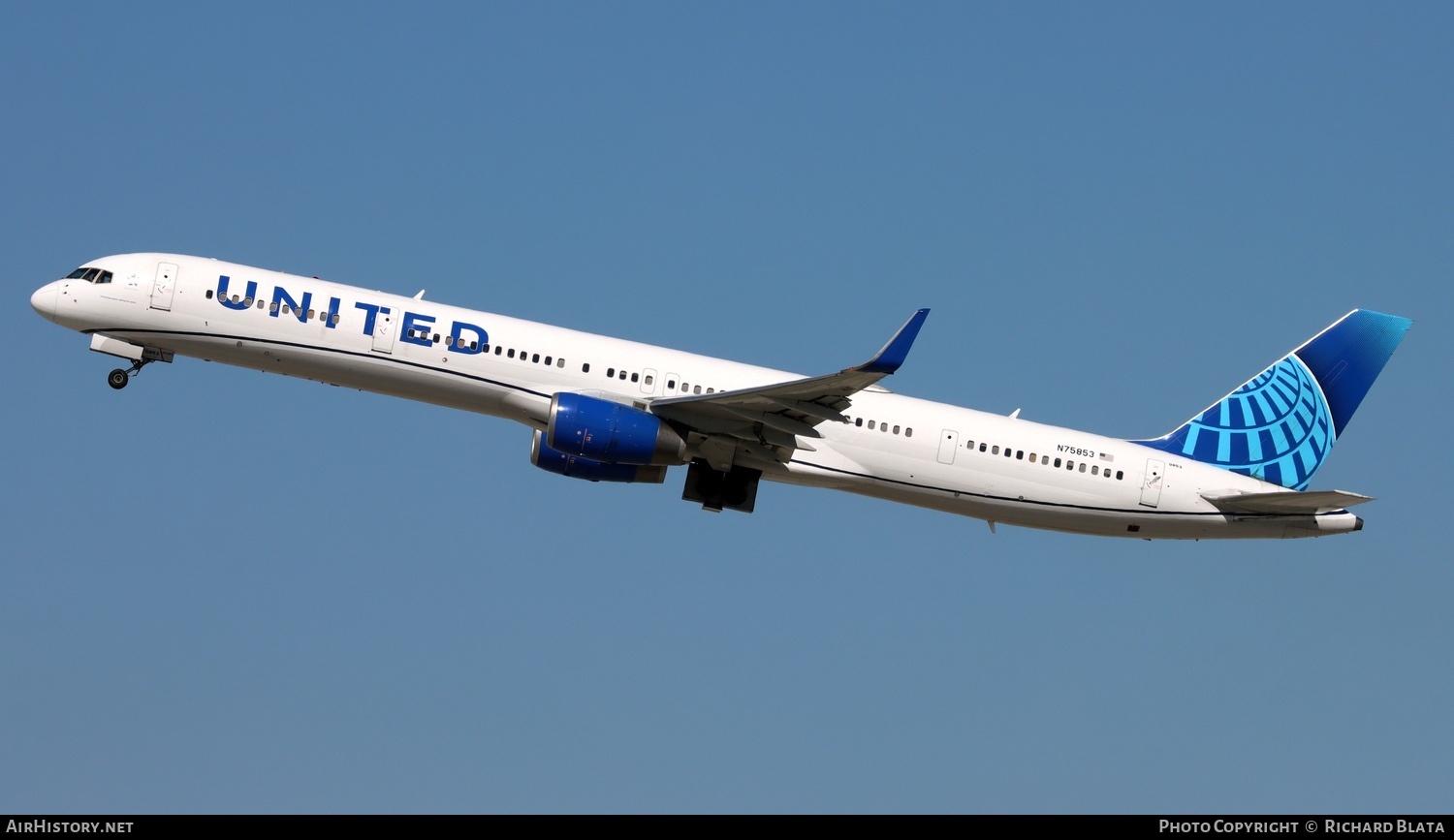 Aircraft Photo of N75853 | Boeing 757-324 | United Airlines | AirHistory.net #746000