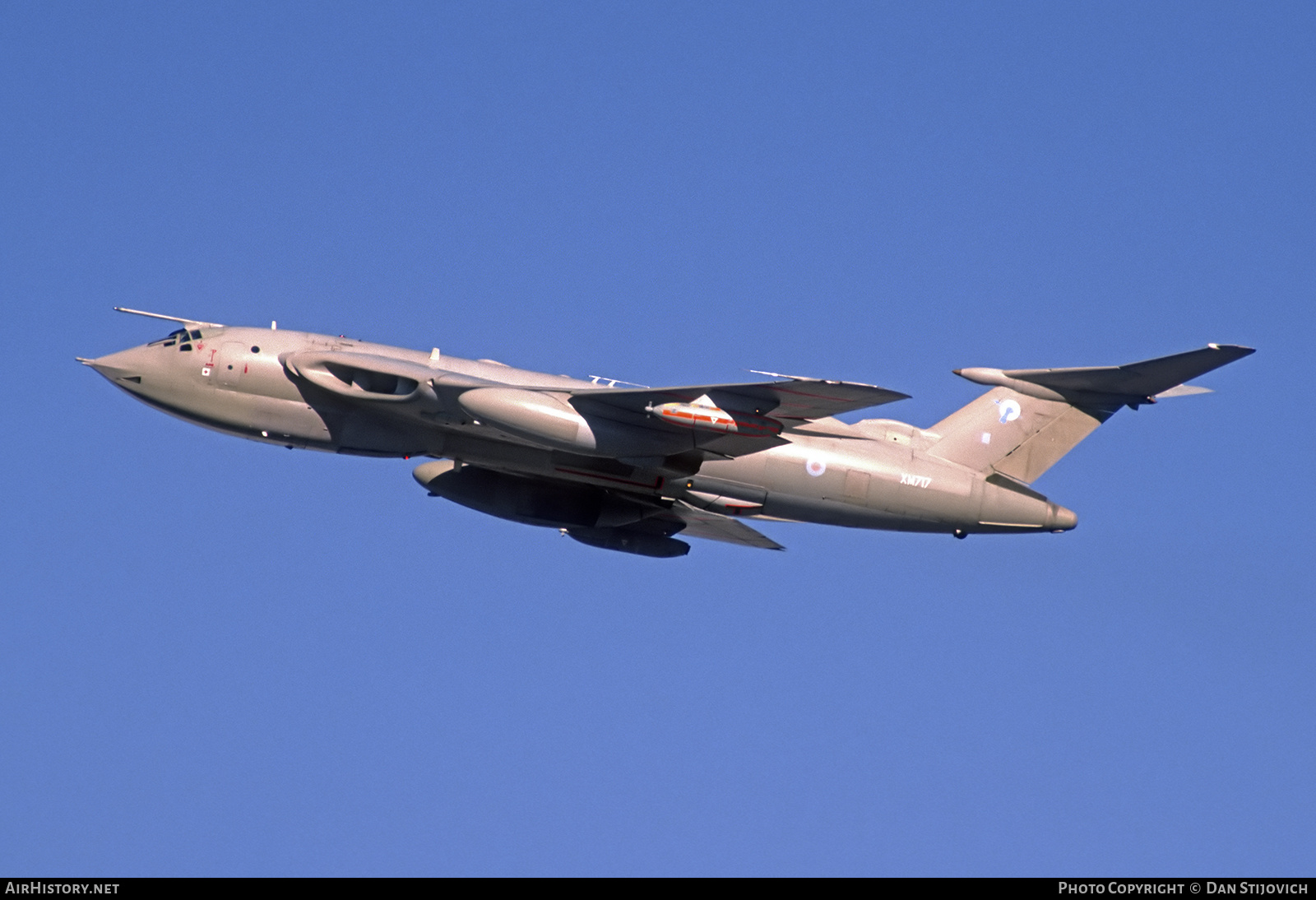 Aircraft Photo of XM717 | Handley Page HP-80 Victor K2 | UK - Air Force | AirHistory.net #746114