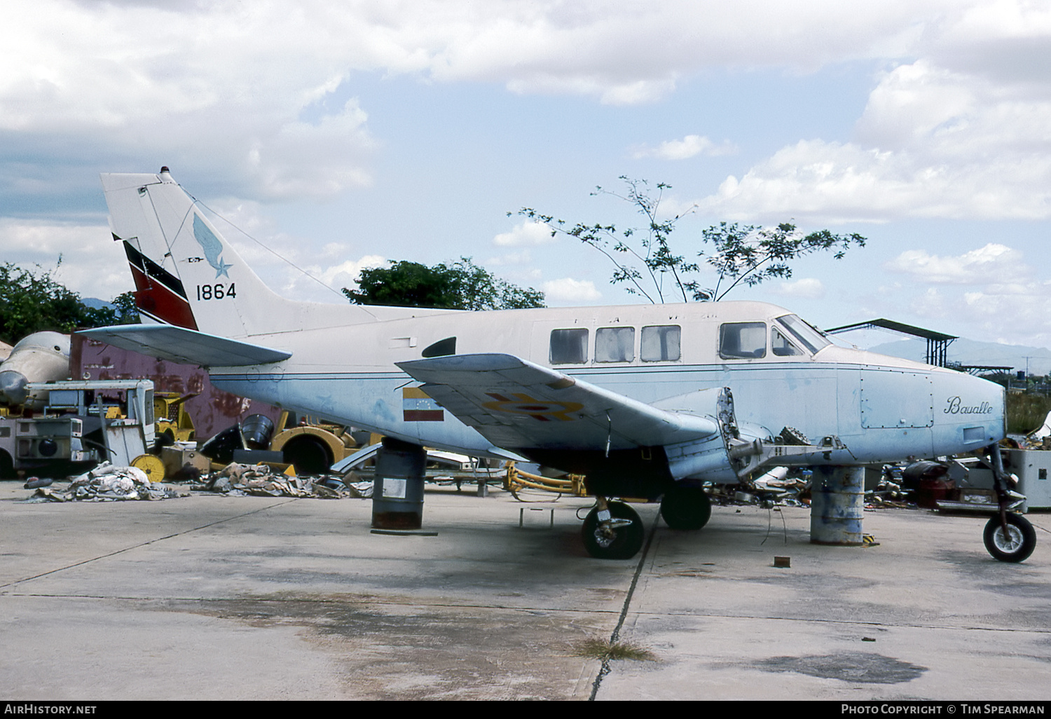 Aircraft Photo of 1864 | Beech 65-B80 Queen Air | Venezuela - Air Force | AirHistory.net #746127