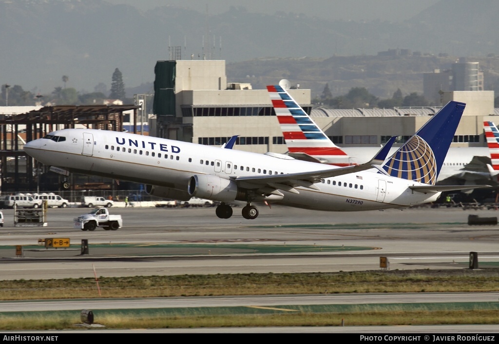 Aircraft Photo of N37290 | Boeing 737-824 | United Airlines | AirHistory.net #746161