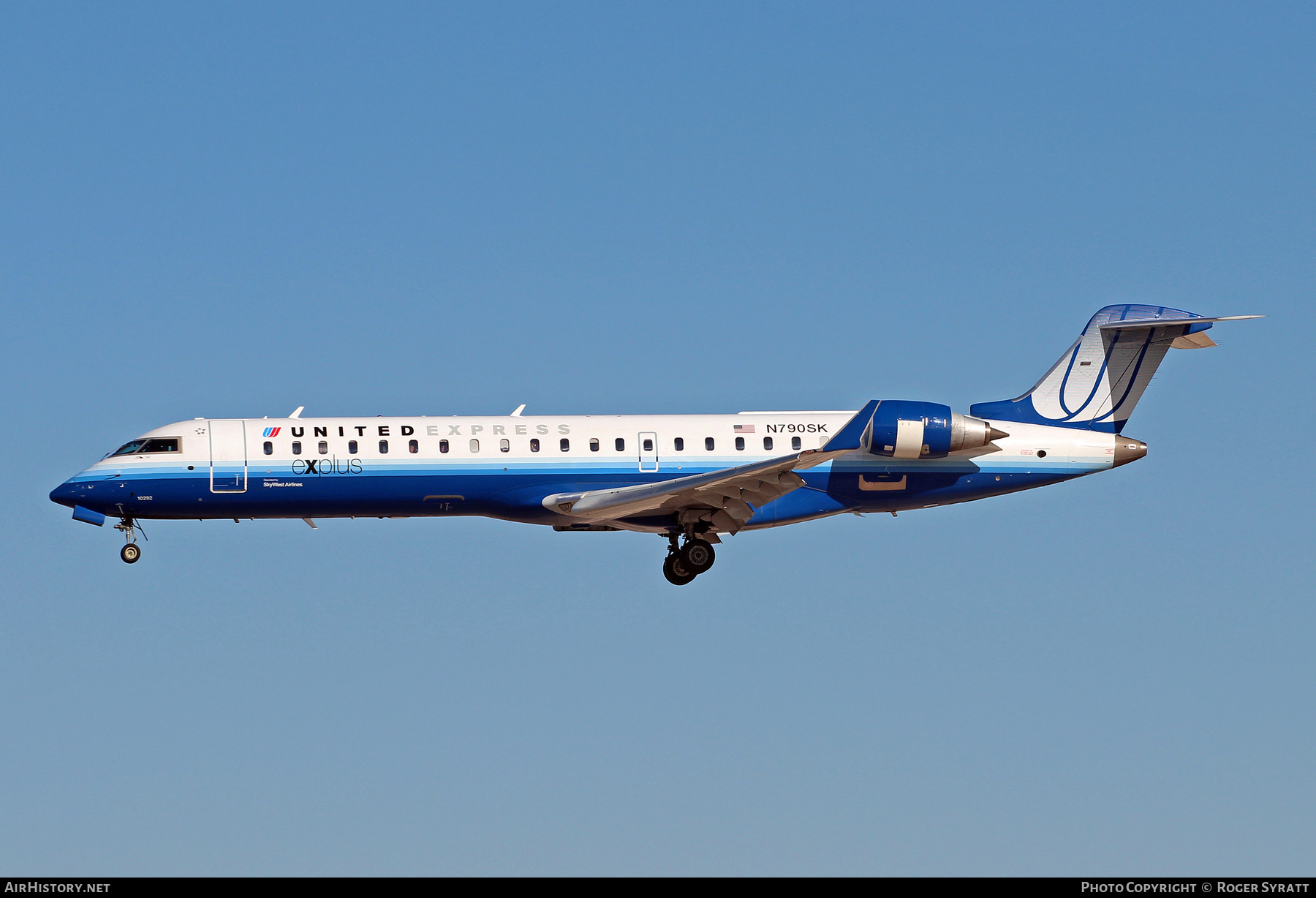 Aircraft Photo of N790SK | Bombardier CRJ-700 (CL-600-2C10) | United Express | AirHistory.net #746178