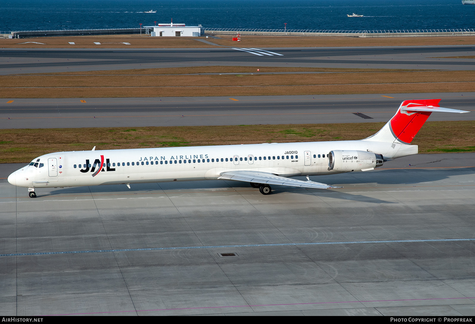 Aircraft Photo of JA001D | McDonnell Douglas MD-90-30 | Japan Airlines - JAL | AirHistory.net #746316