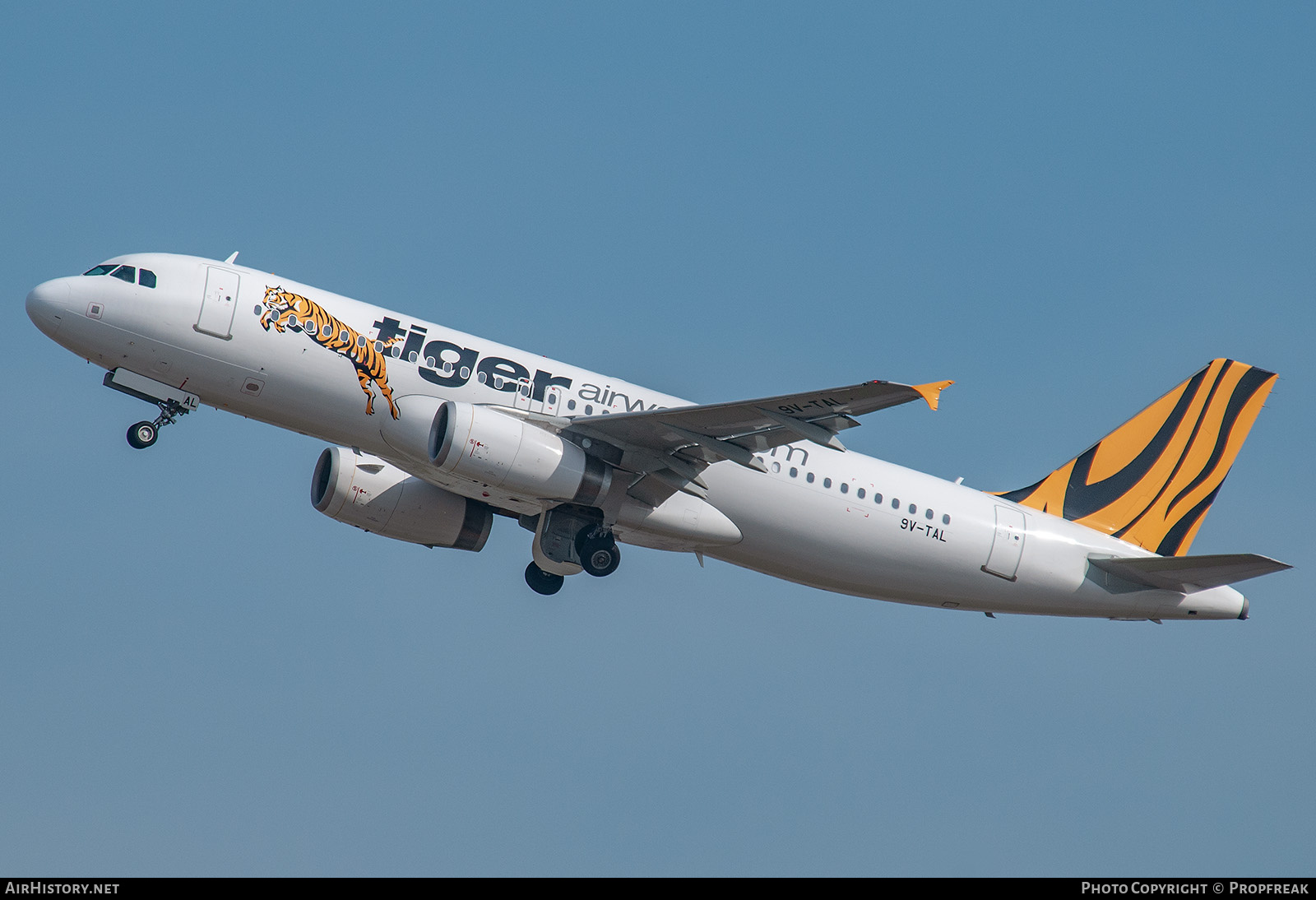 Aircraft Photo of 9V-TAL | Airbus A320-232 | Tiger Airways | AirHistory.net #746336