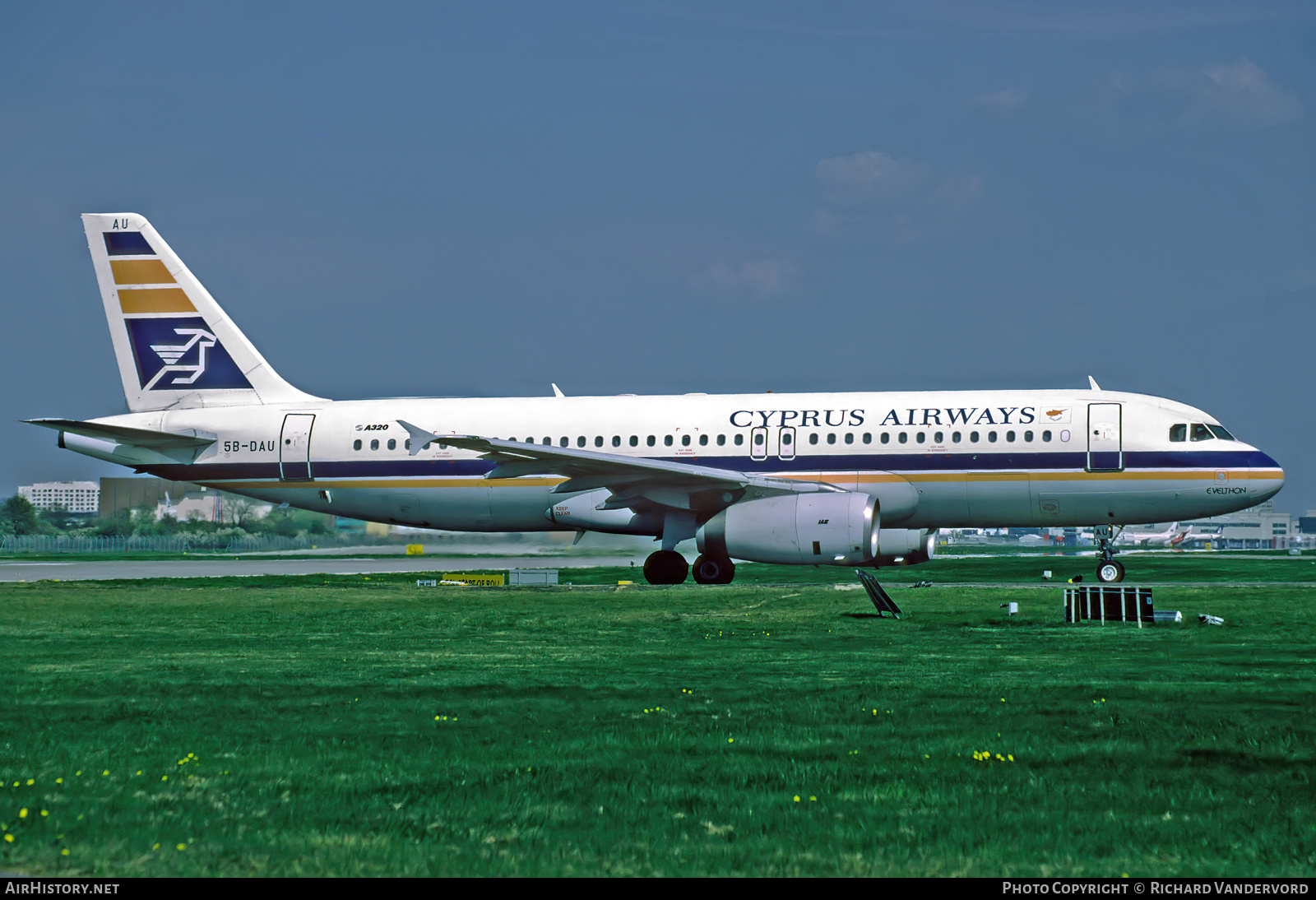 Aircraft Photo of 5B-DAU | Airbus A320-231 | Cyprus Airways | AirHistory.net #746380