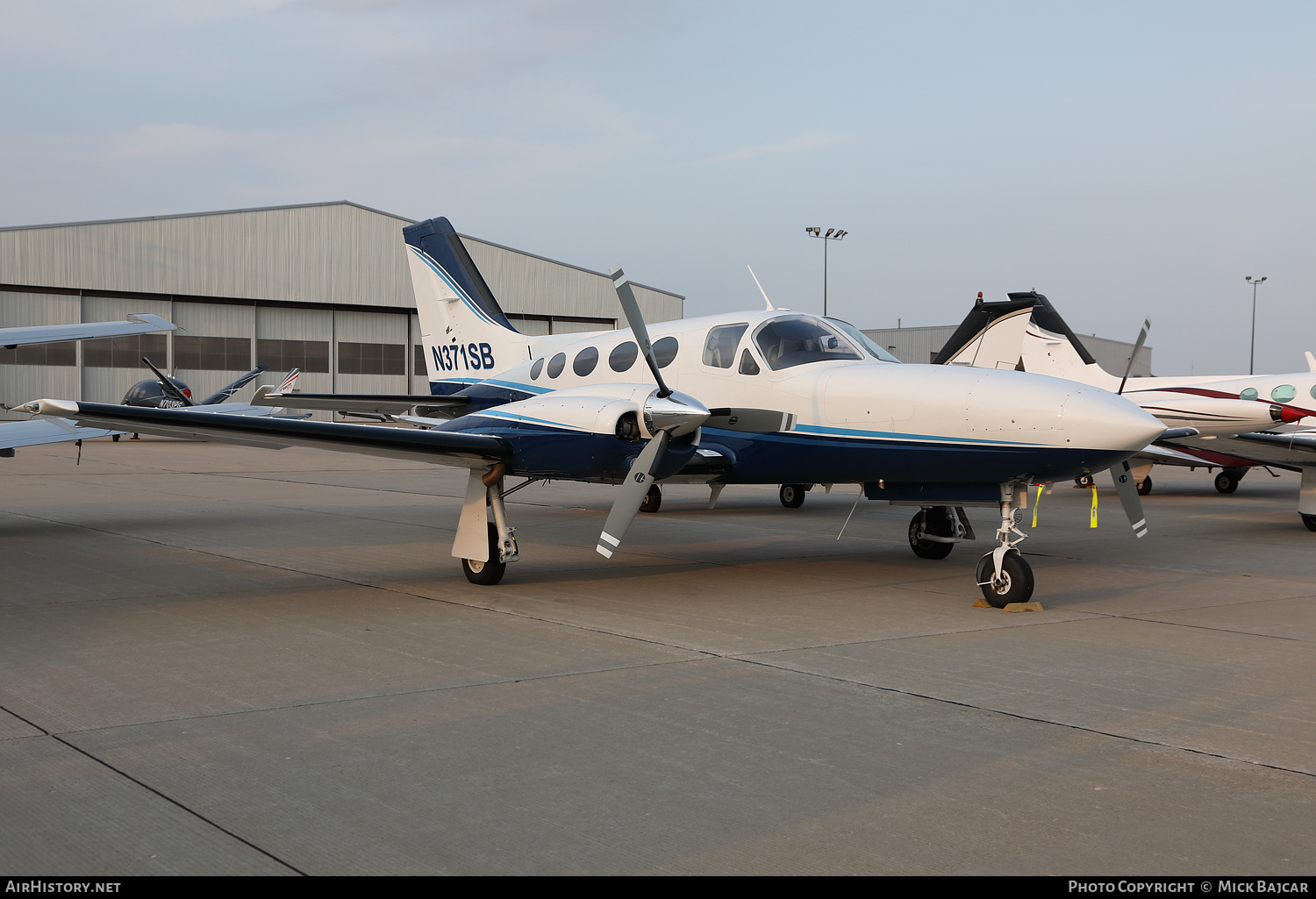 Aircraft Photo of N371SB | Cessna 421C Golden Eagle | AirHistory.net #746415