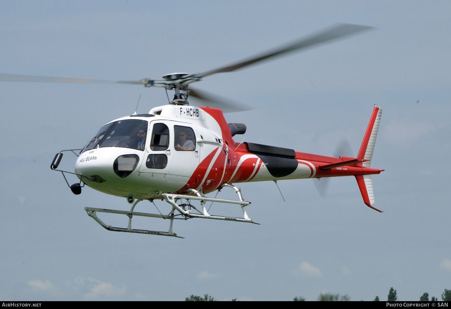 Aircraft Photo of F-HCHB | Eurocopter AS-350B-3 Ecureuil | Heli Bearn | AirHistory.net #746545
