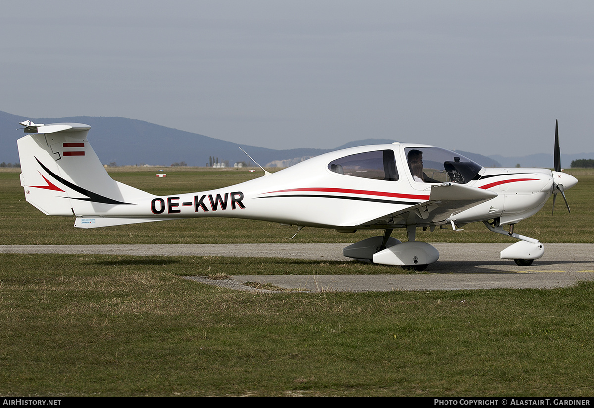 Aircraft Photo of OE-KWR | Diamond DA40 Diamond Star | AirHistory.net #746573