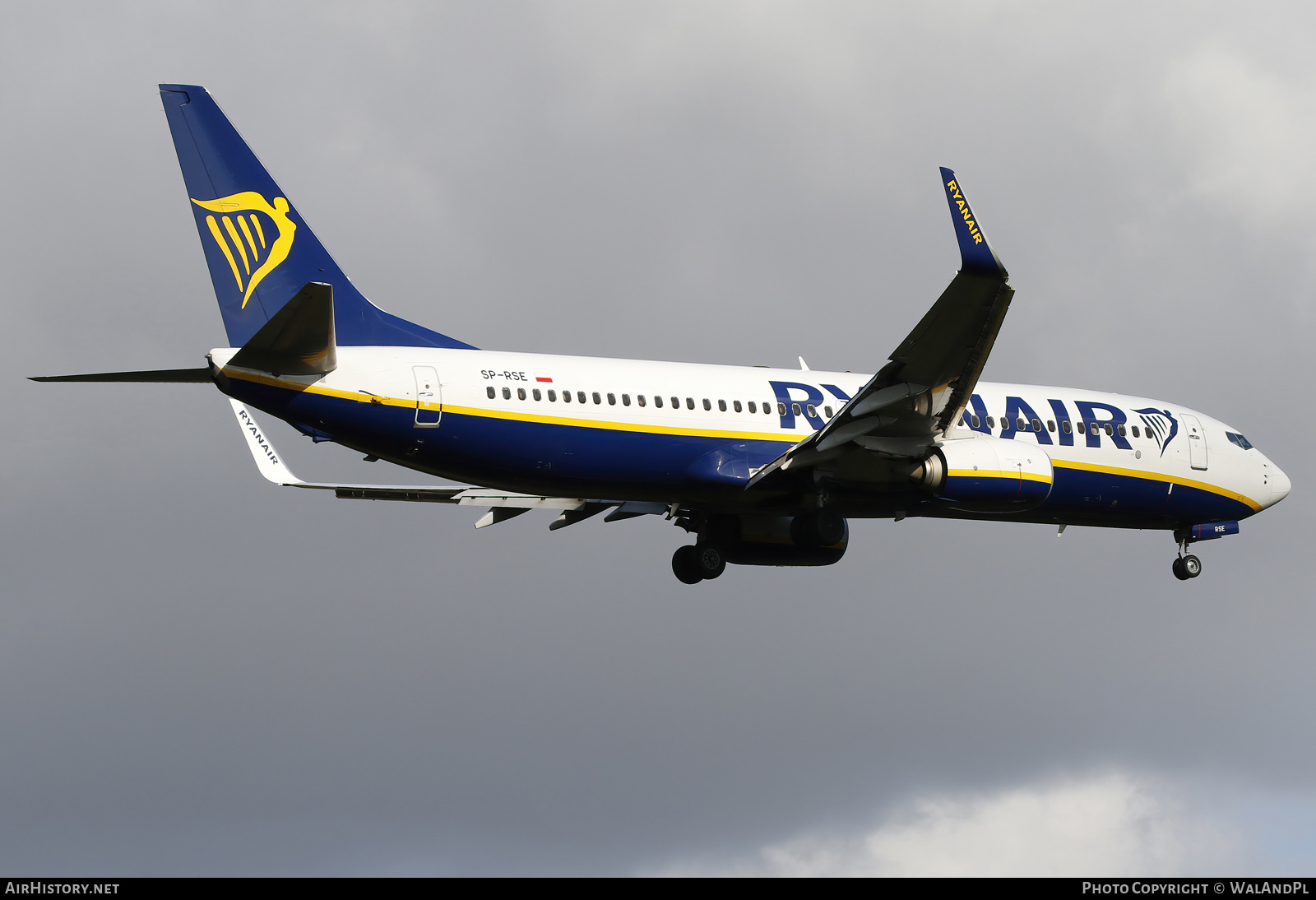 Aircraft Photo of SP-RSE | Boeing 737-800 | Ryanair | AirHistory.net #746617