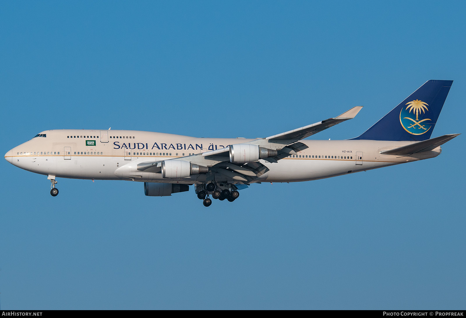 Aircraft Photo of HZ-AIX | Boeing 747-468 | Saudi Arabian Airlines | AirHistory.net #746691