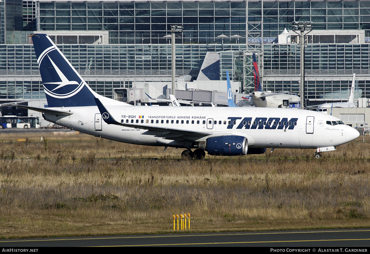 Aircraft Photo of YR-BGH | Boeing 737-78J | TAROM - Transporturile Aeriene Române | AirHistory.net #746695