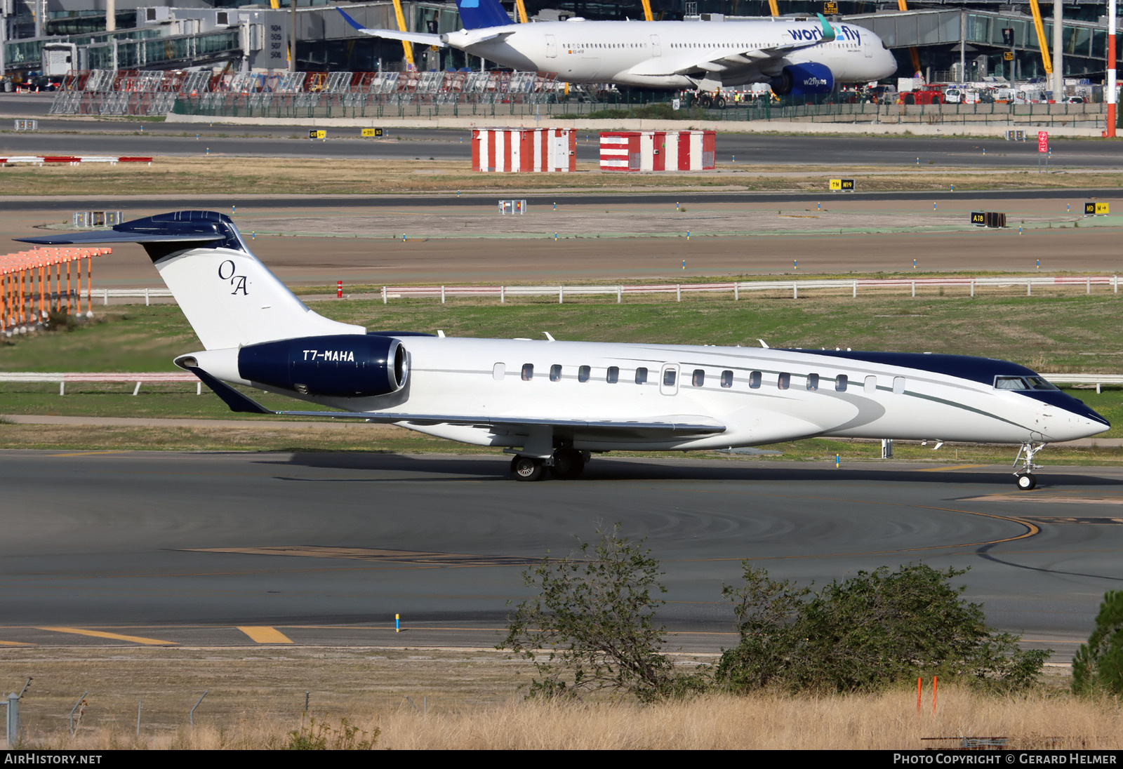 Aircraft Photo of T7-MAHA | Bombardier Global 7500 (BD-700-2A12) | AirHistory.net #746710