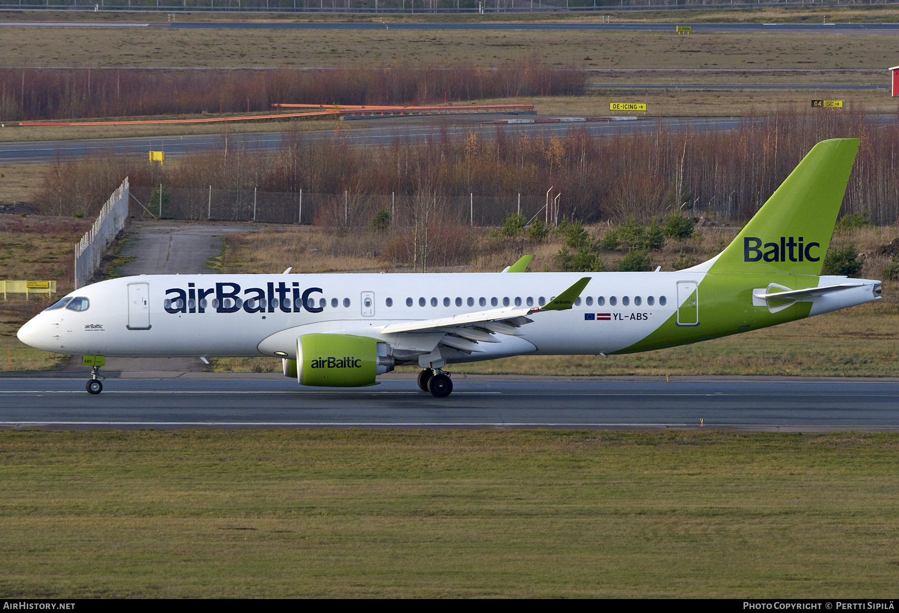 Aircraft Photo of YL-ABS | Airbus A220-371 (BD-500-1A11) | AirBaltic | AirHistory.net #746722