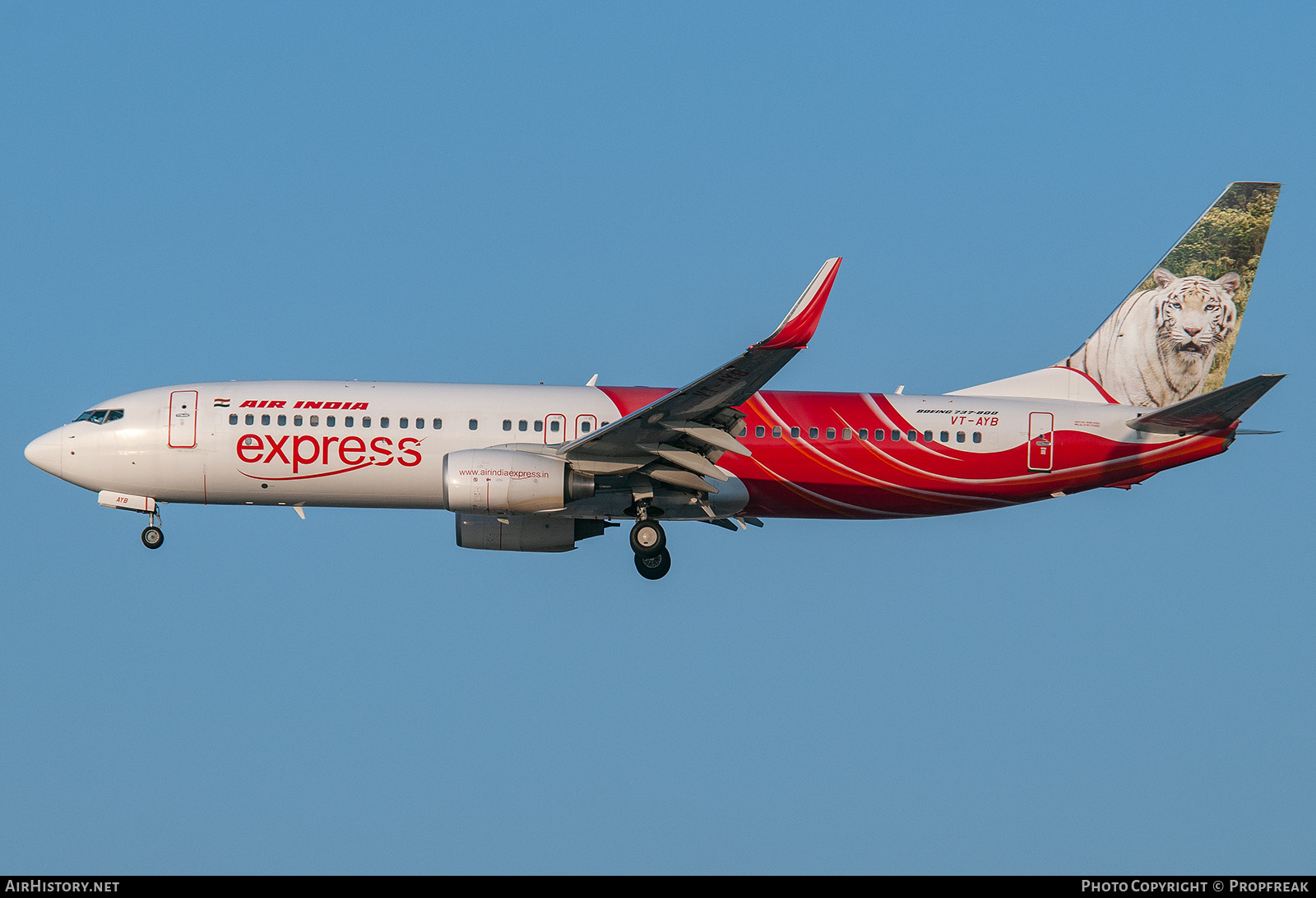 Aircraft Photo of VT-AYB | Boeing 737-8HG | Air India Express | AirHistory.net #746725
