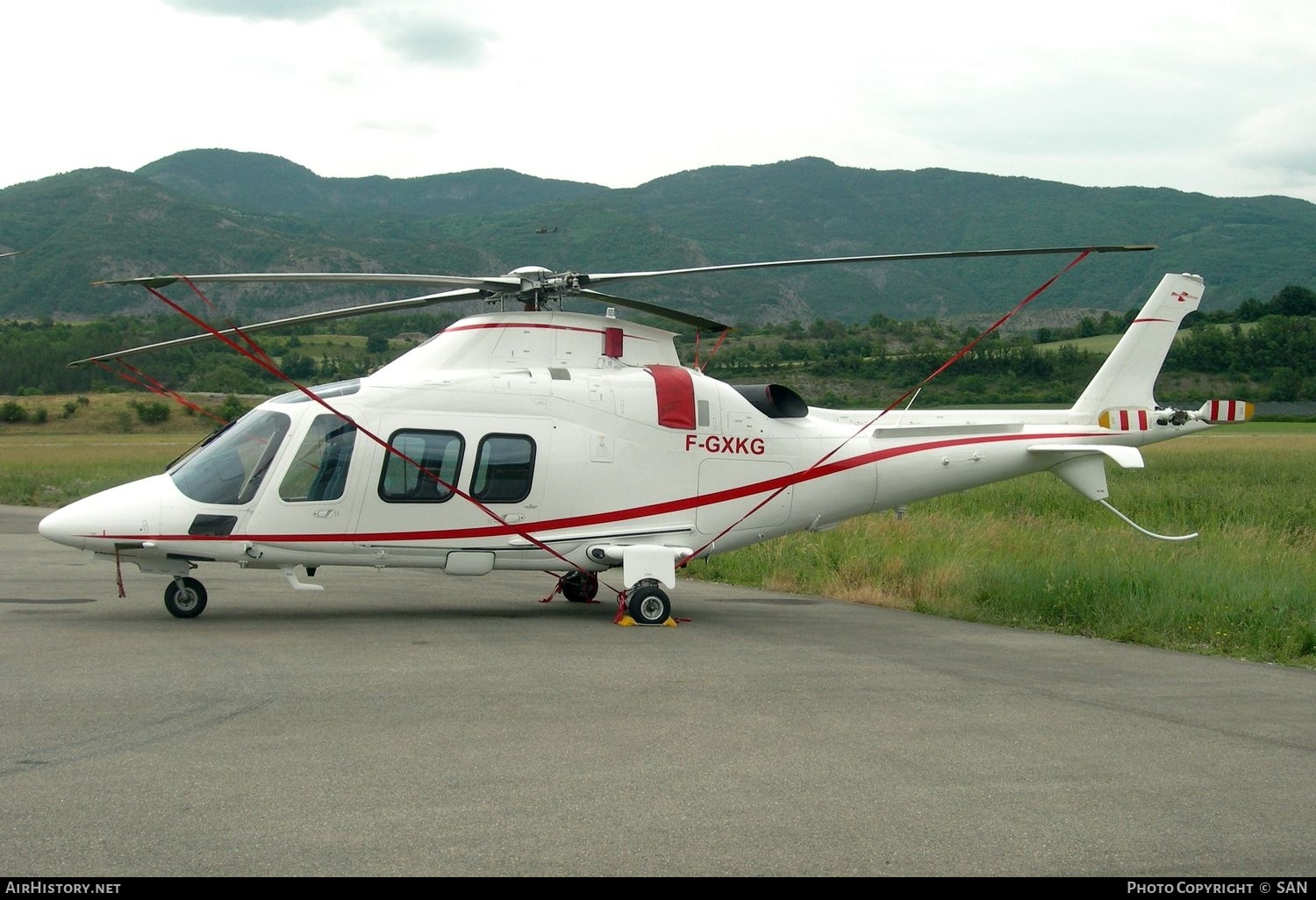 Aircraft Photo of F-GXKG | Agusta A-109S Grand | AirHistory.net #746802