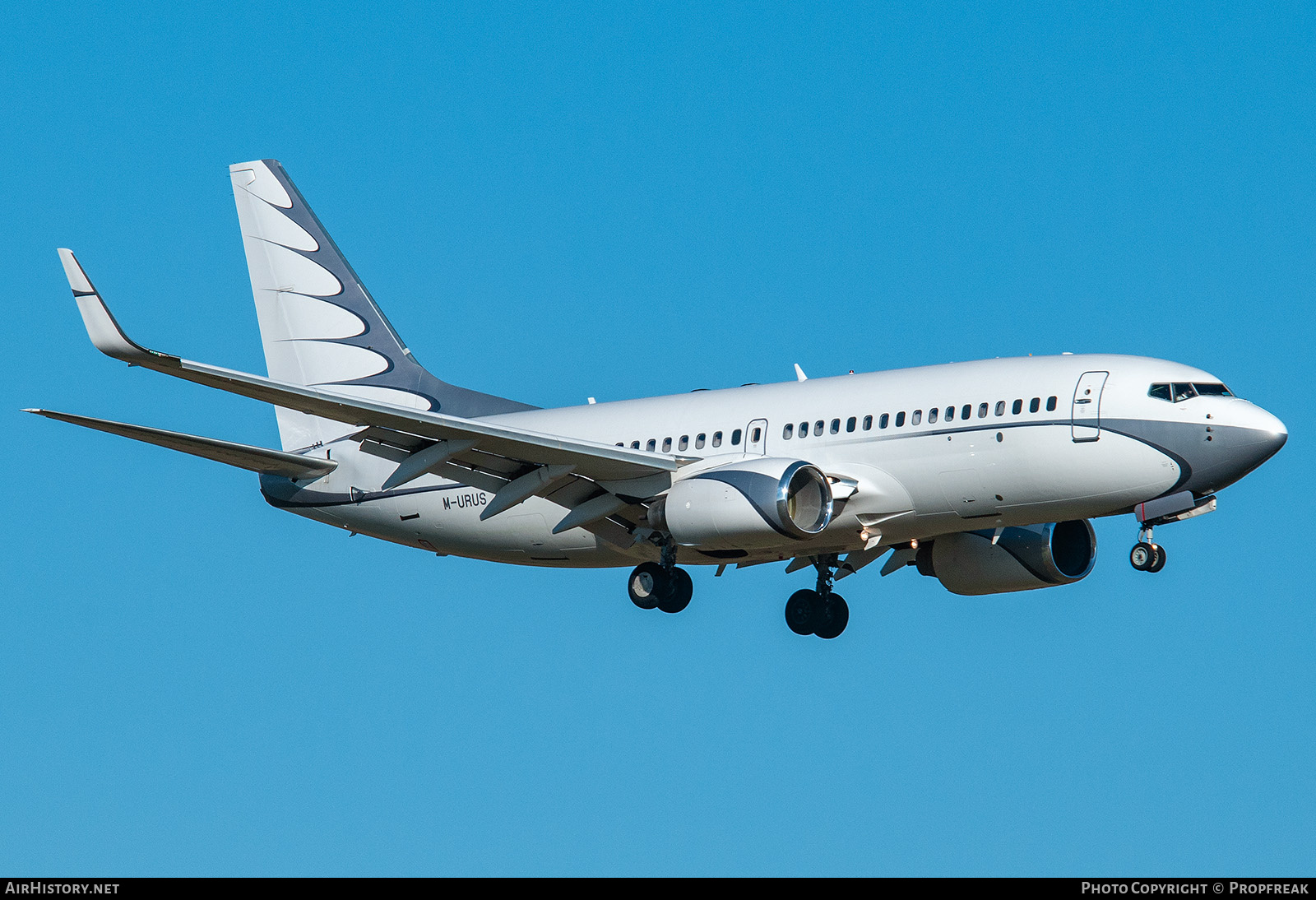 Aircraft Photo of M-URUS | Boeing 737-7GC BBJ | AirHistory.net #747046