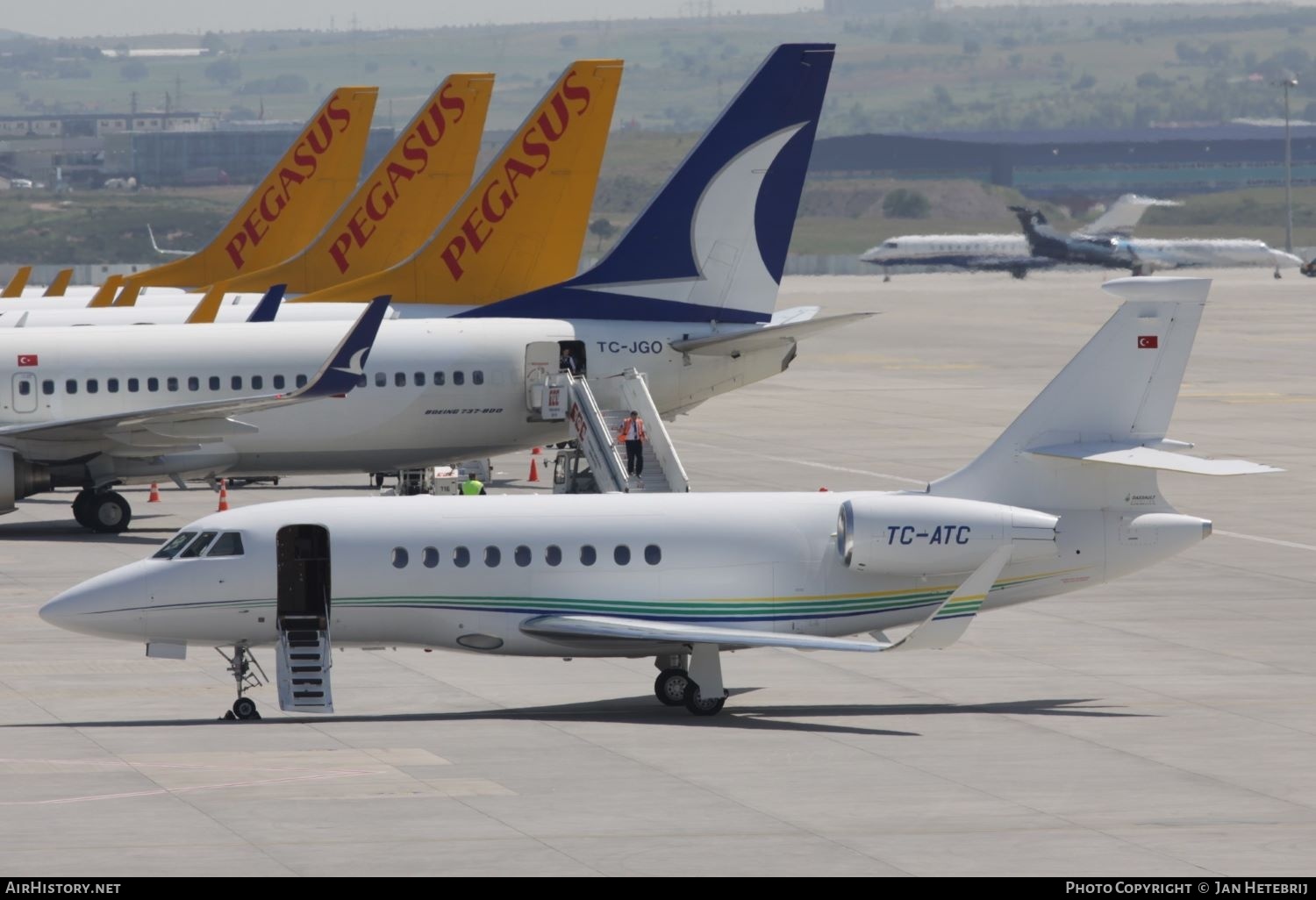 Aircraft Photo of TC-ATC | Dassault Falcon 2000LX | AirHistory.net #747104