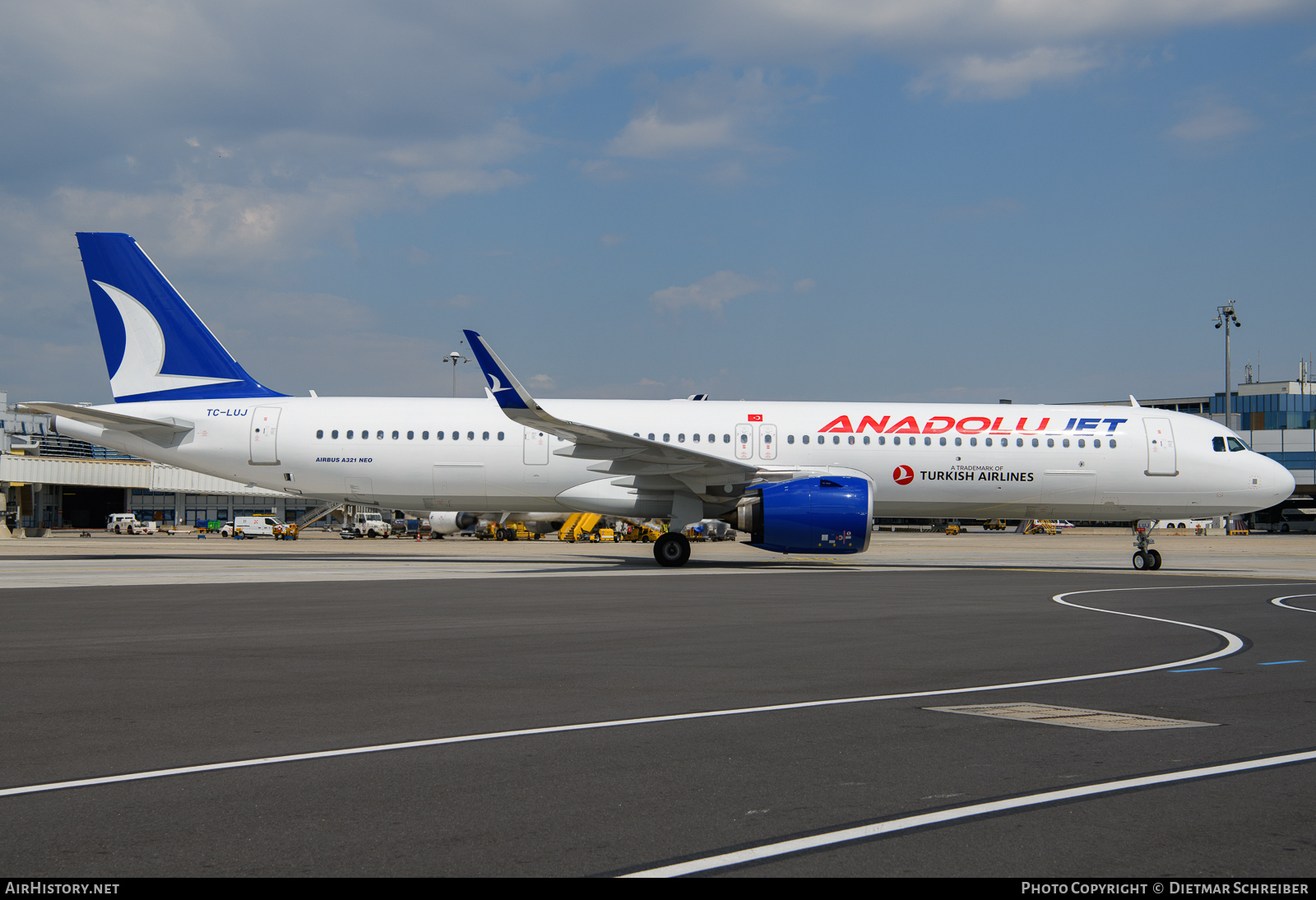 Aircraft Photo of TC-LUJ | Airbus A321-271NX | AnadoluJet | AirHistory.net #747535