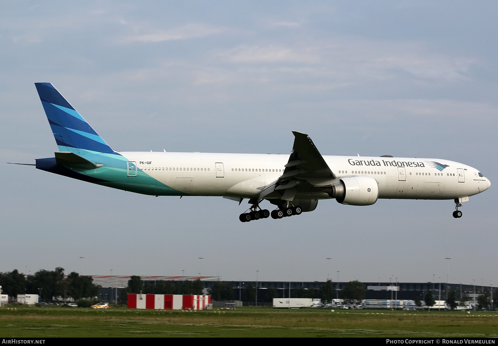 Aircraft Photo of PK-GIF | Boeing 777-3U3/ER | Garuda Indonesia | AirHistory.net #747747