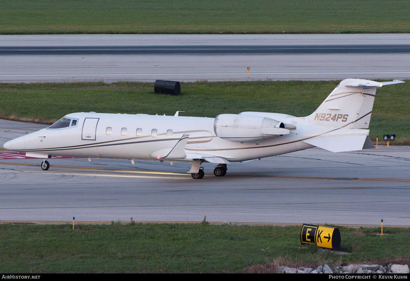 Aircraft Photo of N924PS | Learjet 60 | AirHistory.net #747813