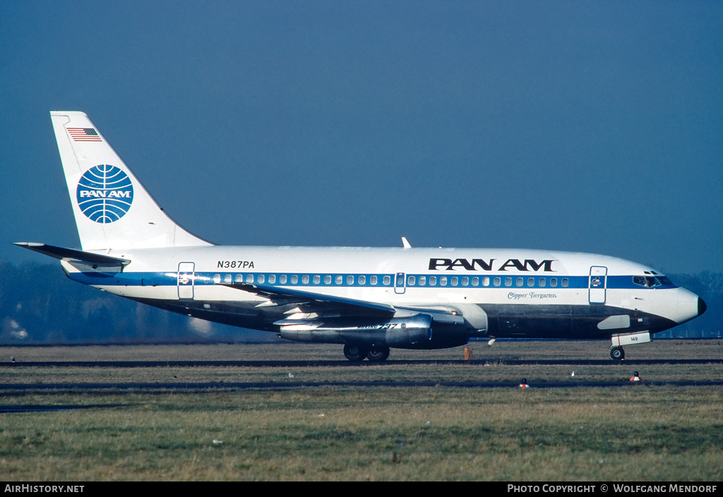 Aircraft Photo of N387PA | Boeing 737-296/Adv | Pan American World Airways - Pan Am | AirHistory.net #747831