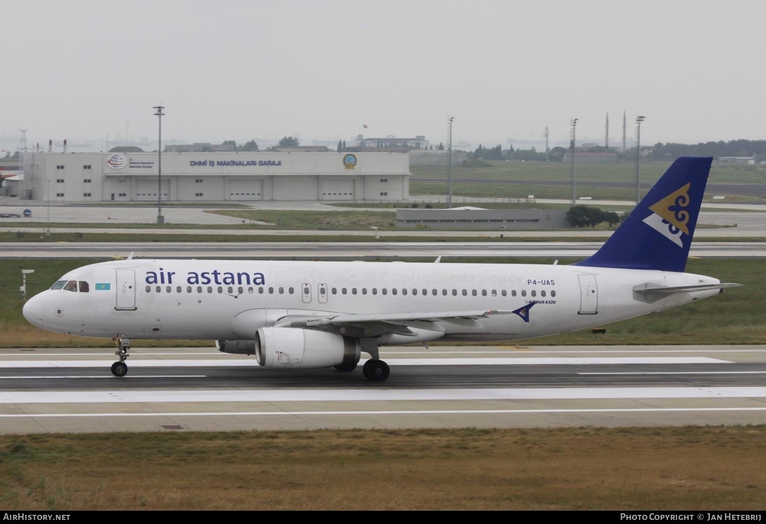 Aircraft Photo of P4-UAS | Airbus A320-232 | Air Astana | AirHistory.net #747958
