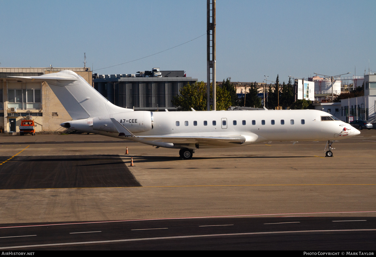 Aircraft Photo of A7-CEE | Bombardier Global 5000 (BD-700-1A11) | AirHistory.net #747977