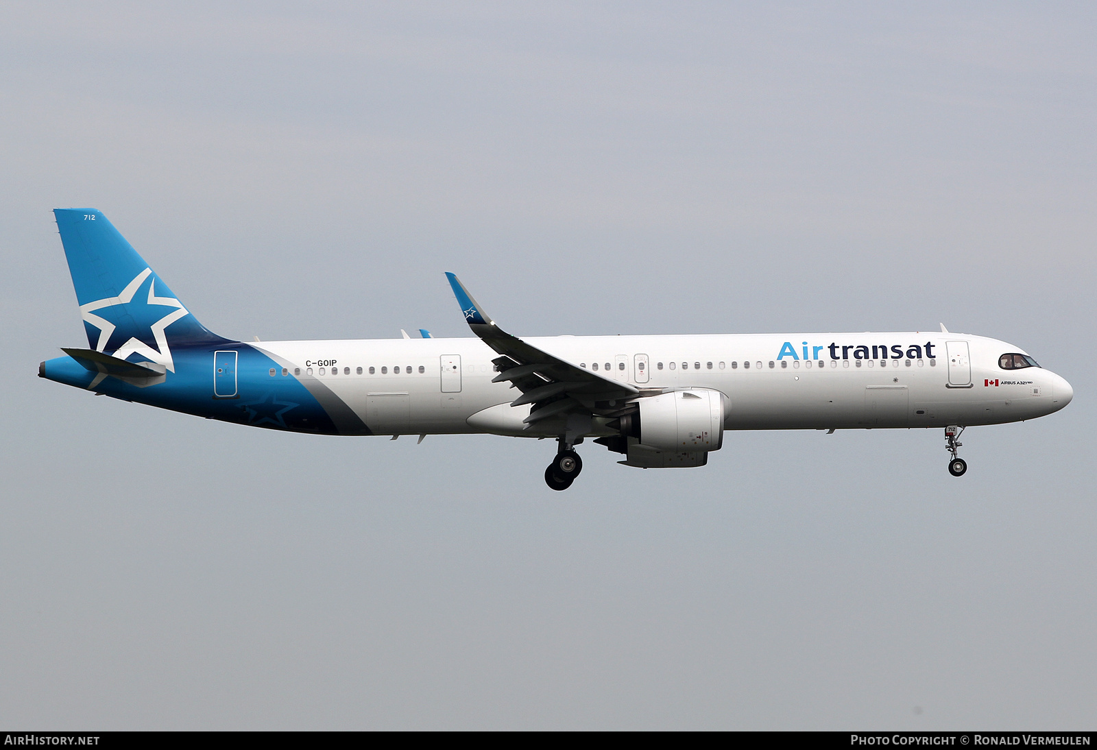 Aircraft Photo of C-GOIP | Airbus A321-271NX | Air Transat | AirHistory.net #748065