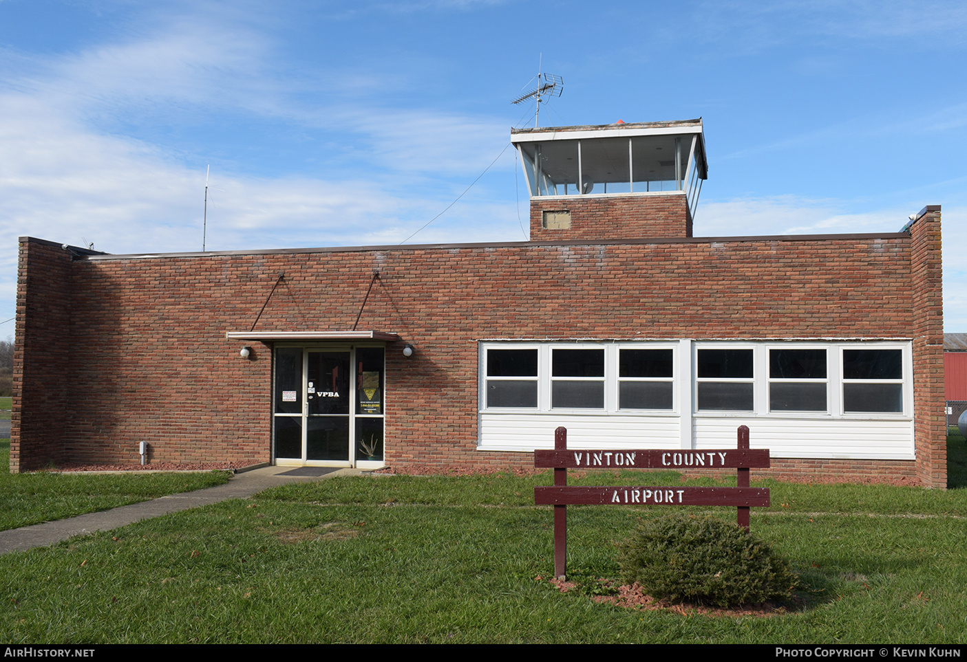 Airport photo of McArthur - Vinton County (22I) in Ohio, United States | AirHistory.net #748189