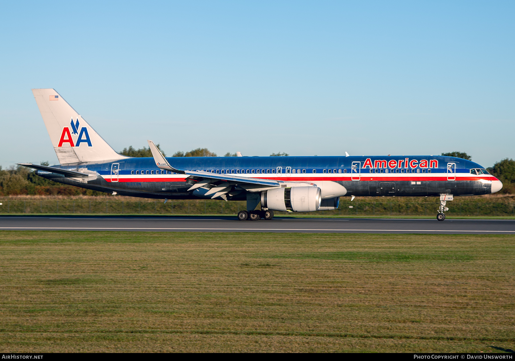 Aircraft Photo of N189AN | Boeing 757-223 | American Airlines | AirHistory.net #748279