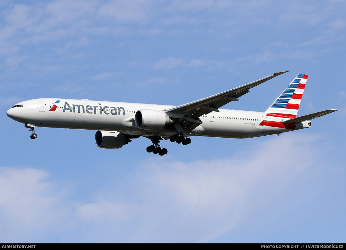 Aircraft Photo of N726AN | Boeing 777-323/ER | American Airlines | AirHistory.net #748286