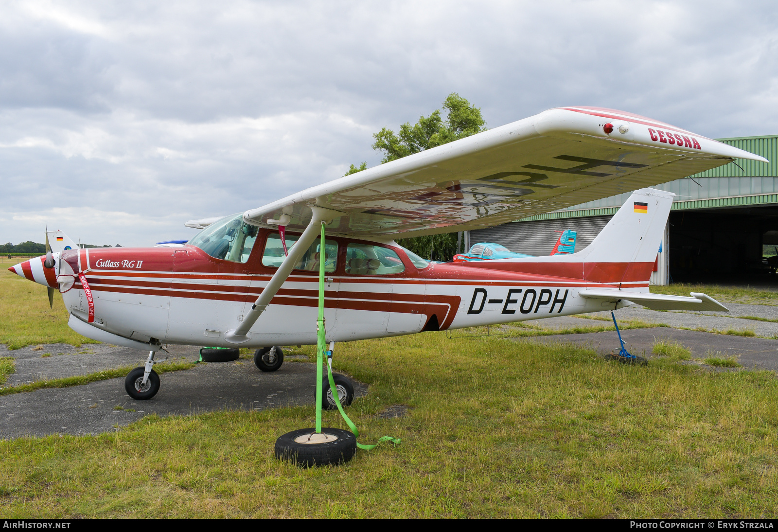 Aircraft Photo of D-EOPH | Cessna 172RG Cutlass RG II | AirHistory.net #748310