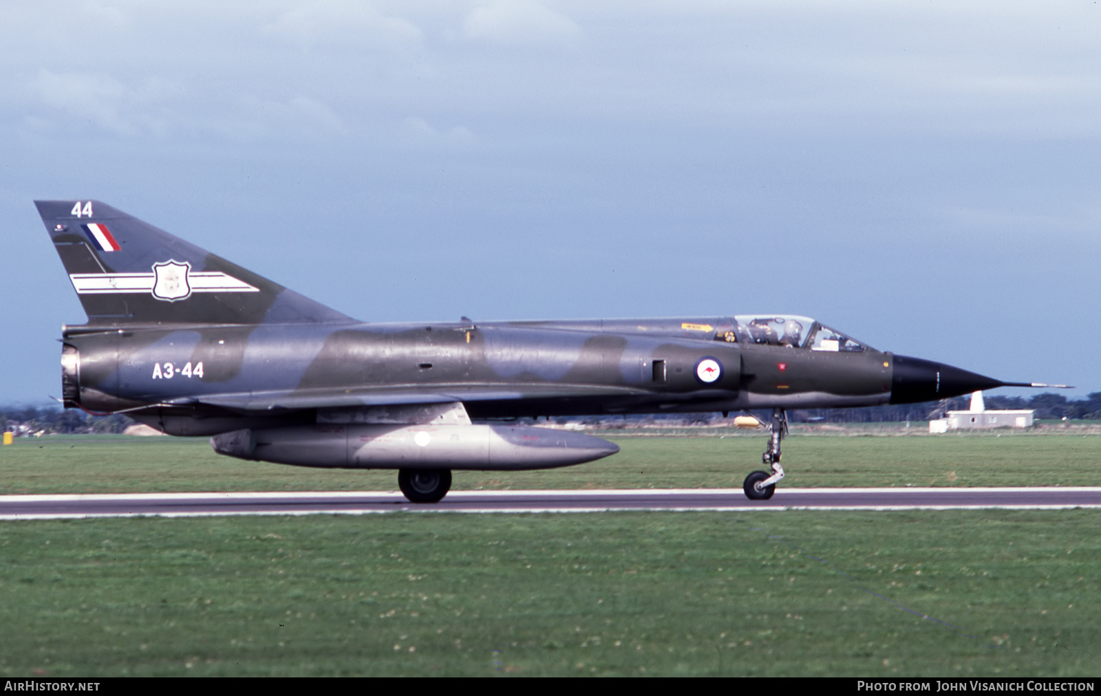 Aircraft Photo of A3-44 | Dassault Mirage IIIO(F/A) | Australia - Air Force | AirHistory.net #748311