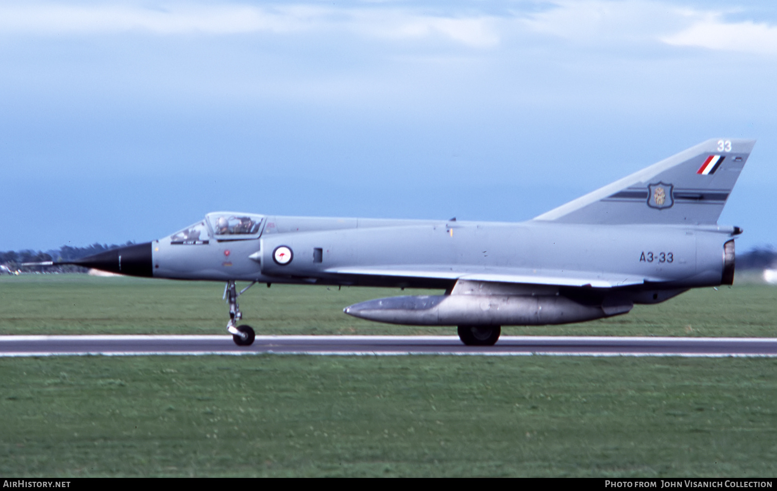Aircraft Photo of A3-33 | Dassault Mirage IIIO(F/A) | Australia - Air Force | AirHistory.net #748314