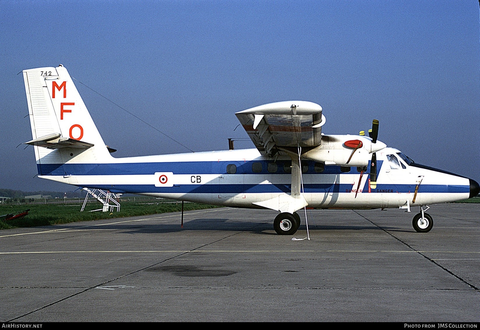 Aircraft Photo of 742 | De Havilland Canada DHC-6-300 Twin Otter | France - Air Force | AirHistory.net #748394