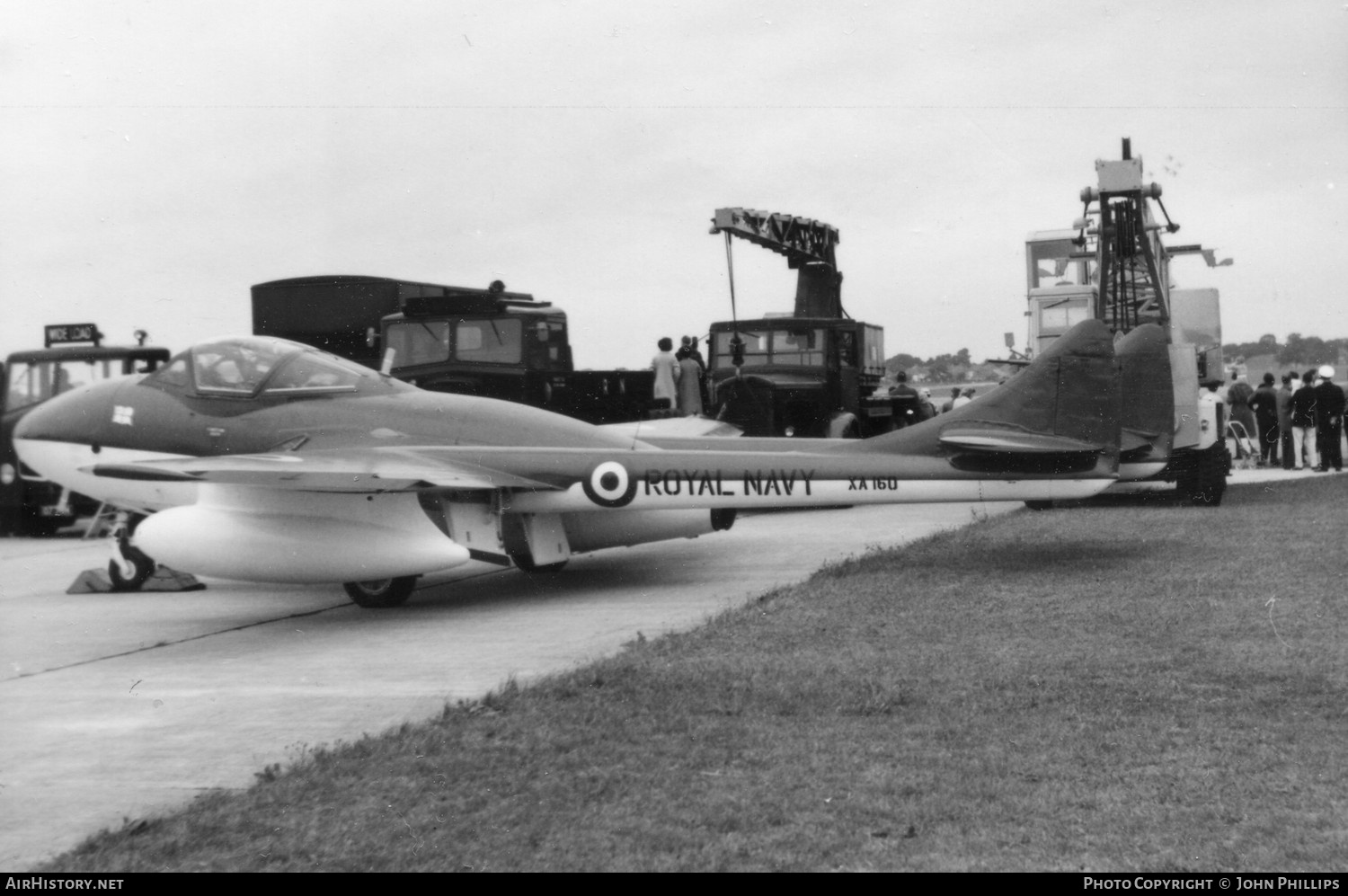 Aircraft Photo of XA160 | De Havilland D.H. 115 Sea Vampire T22 | UK - Navy | AirHistory.net #748480