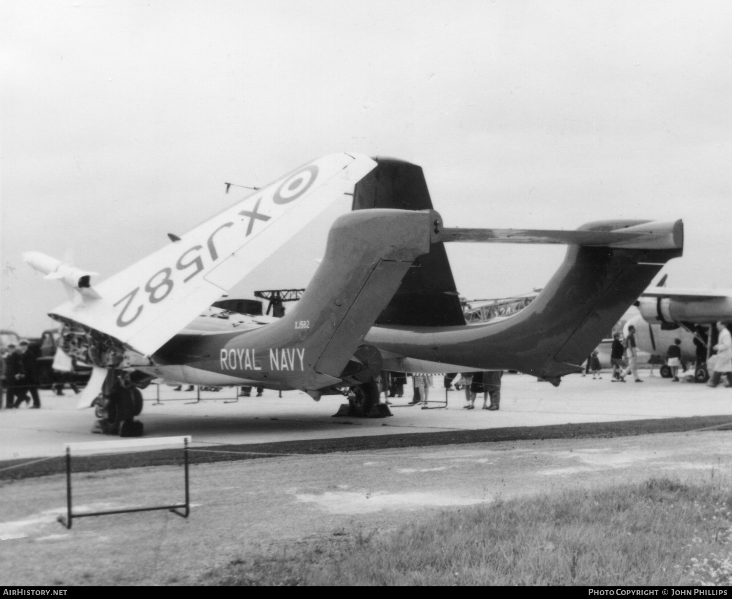 Aircraft Photo of XJ582 | De Havilland D.H. 110 Sea Vixen FAW2 | UK - Navy | AirHistory.net #748485