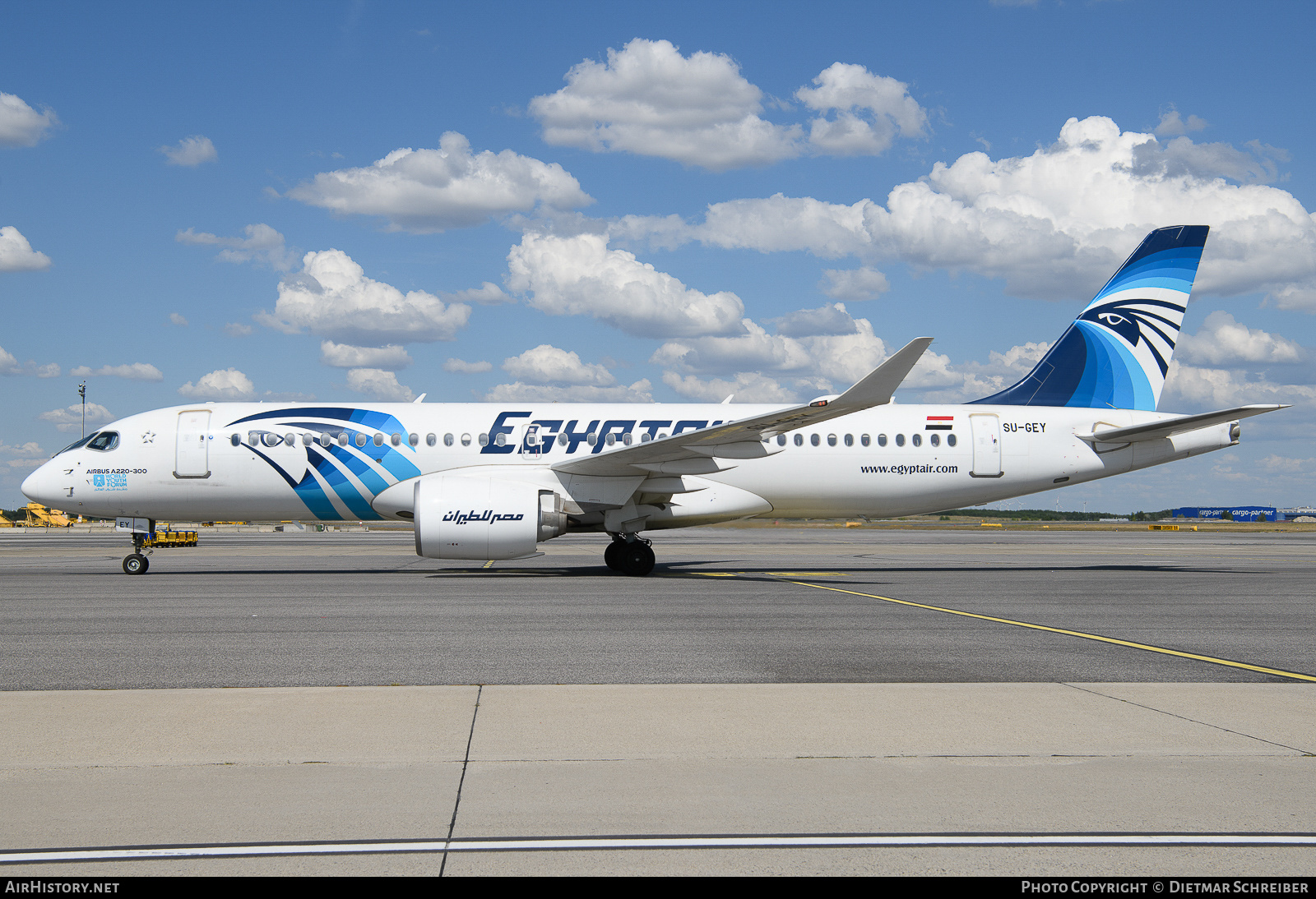 Aircraft Photo of SU-GEY | Airbus A220-371 (BD-500-1A11) | EgyptAir | AirHistory.net #748542