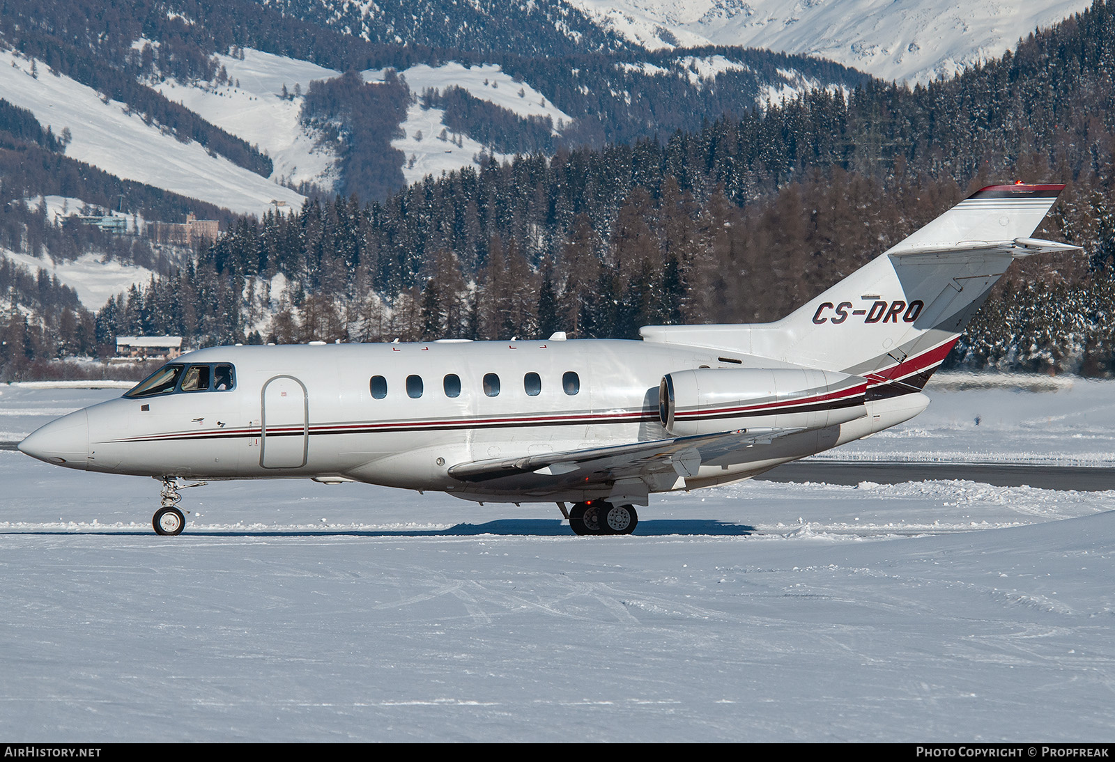 Aircraft Photo of CS-DRO | Raytheon Hawker 800XPi | AirHistory.net #748712