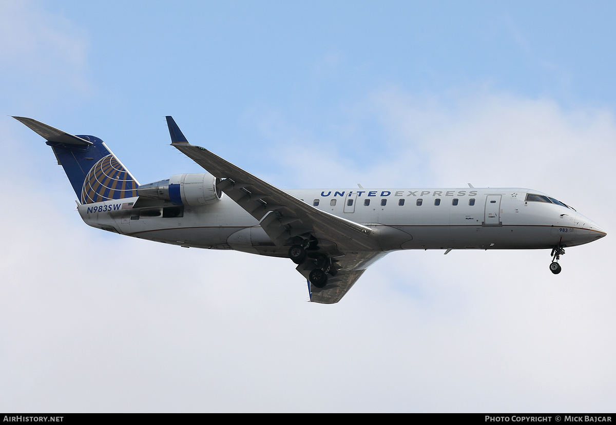 Aircraft Photo of N983SW | Bombardier CRJ-200ER (CL-600-2B19) | United Express | AirHistory.net #748725