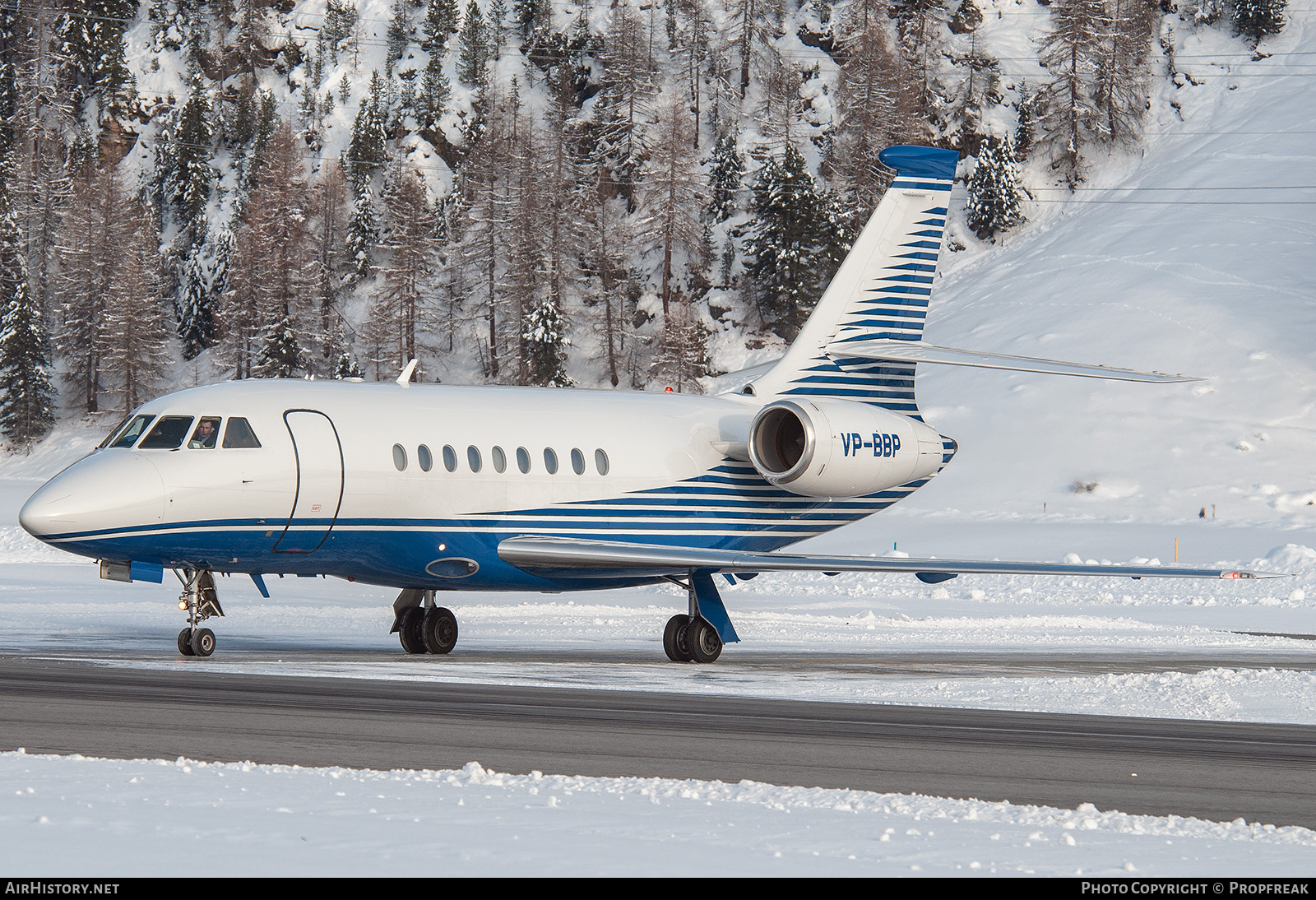 Aircraft Photo of VP-BBP | Dassault Falcon 2000 | AirHistory.net #748750
