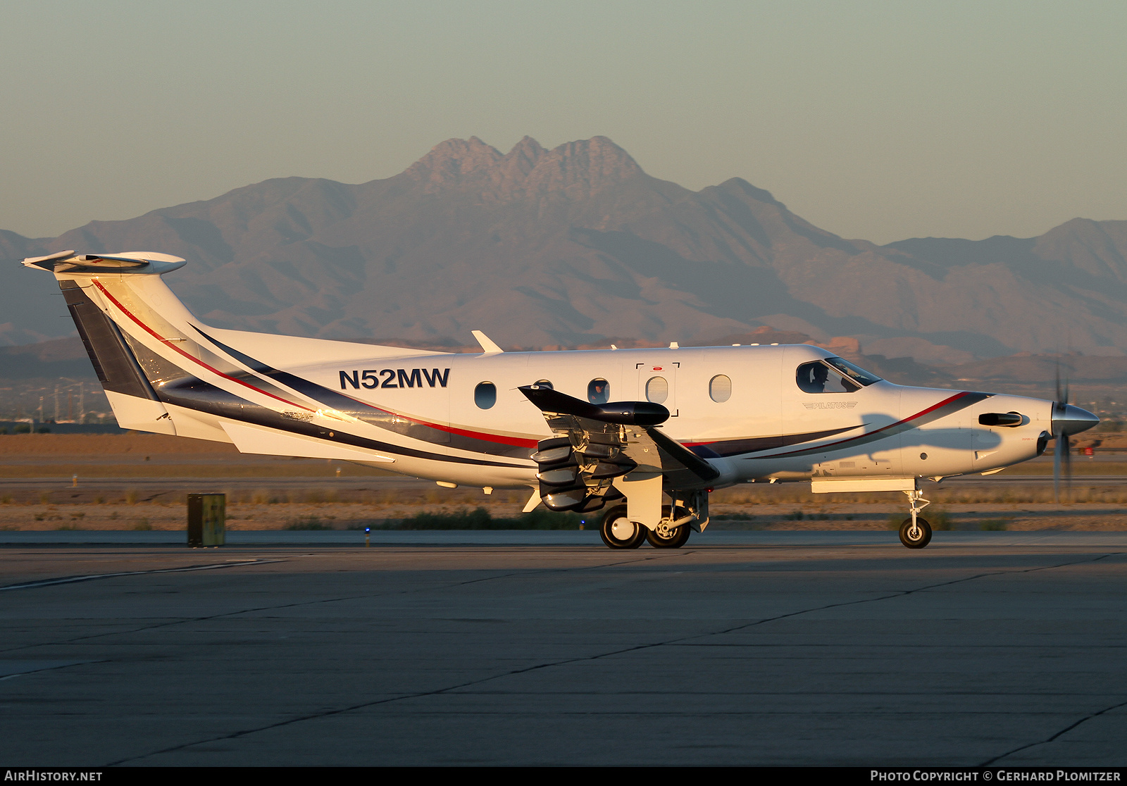 Aircraft Photo of N52MW | Pilatus PC-12NG (PC-12/47E) | AirHistory.net #748765