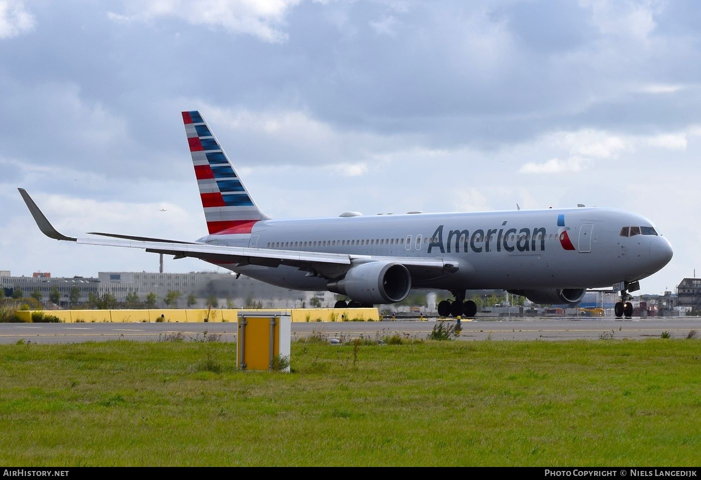 Aircraft Photo of N390AA | Boeing 767-323/ER | American Airlines | AirHistory.net #748778