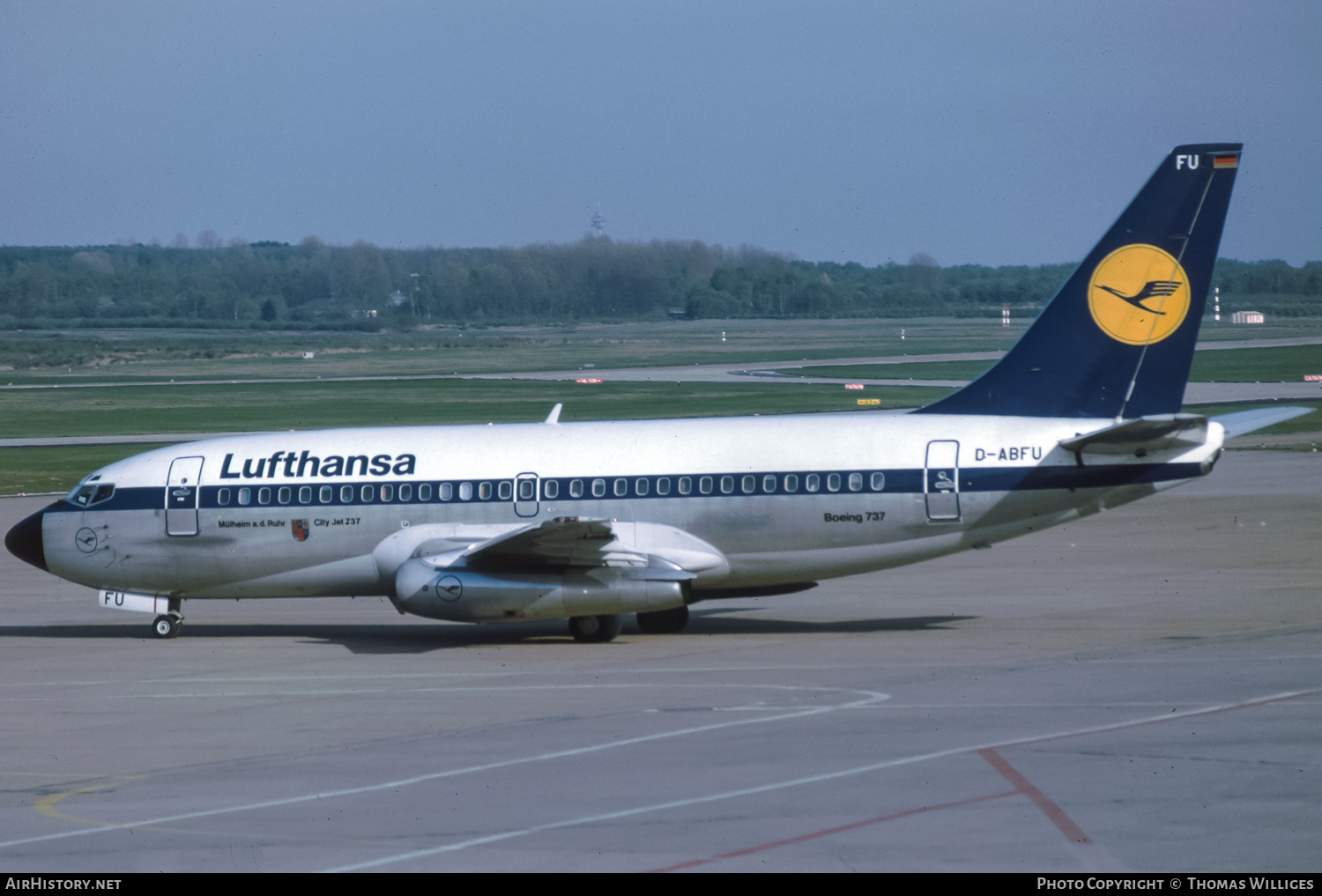Aircraft Photo of D-ABFU | Boeing 737-230/Adv | Lufthansa | AirHistory.net #748869