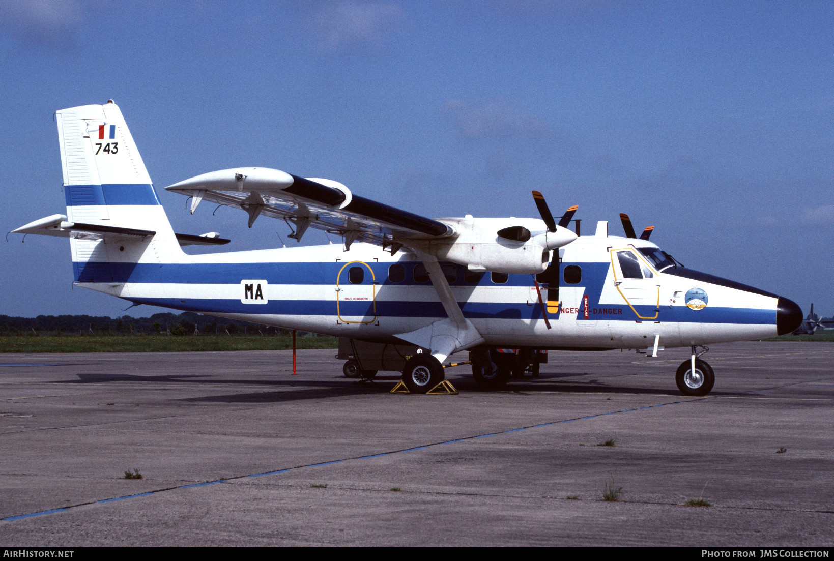 Aircraft Photo of 743 | De Havilland Canada DHC-6-300 Twin Otter | France - Air Force | AirHistory.net #748901