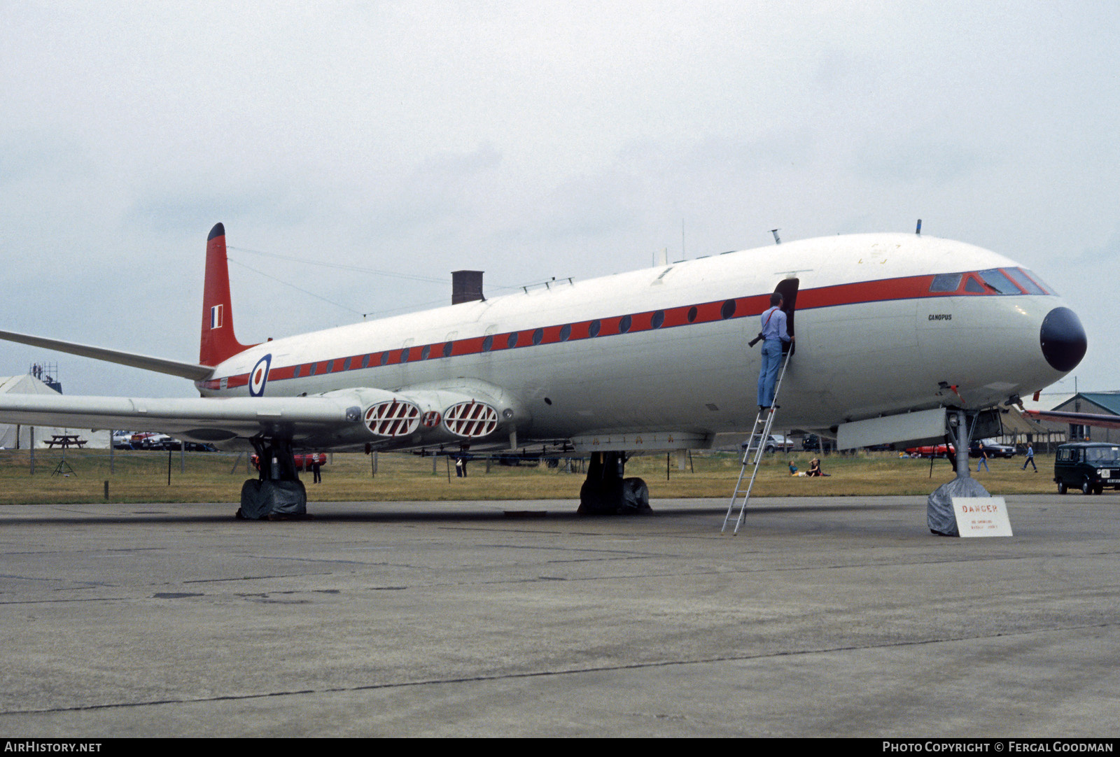 Aircraft Photo of XS235 | De Havilland D.H. 106 Comet 4C | UK - Air Force | AirHistory.net #748922